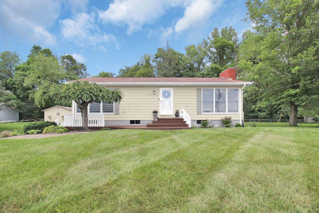 235 Lees Drive Property Photo 1