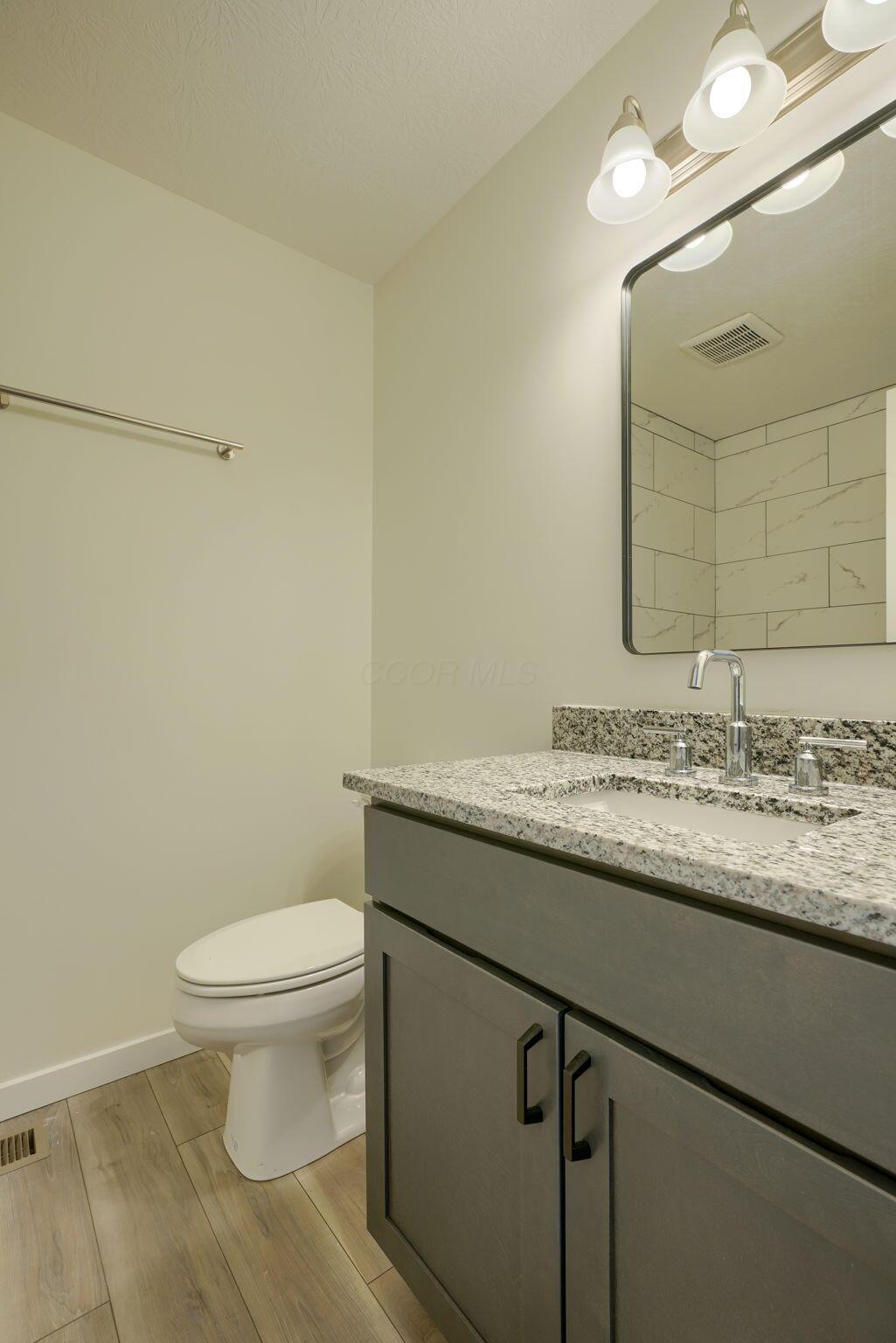 226-234 Whittier Drive S Property Photo 31