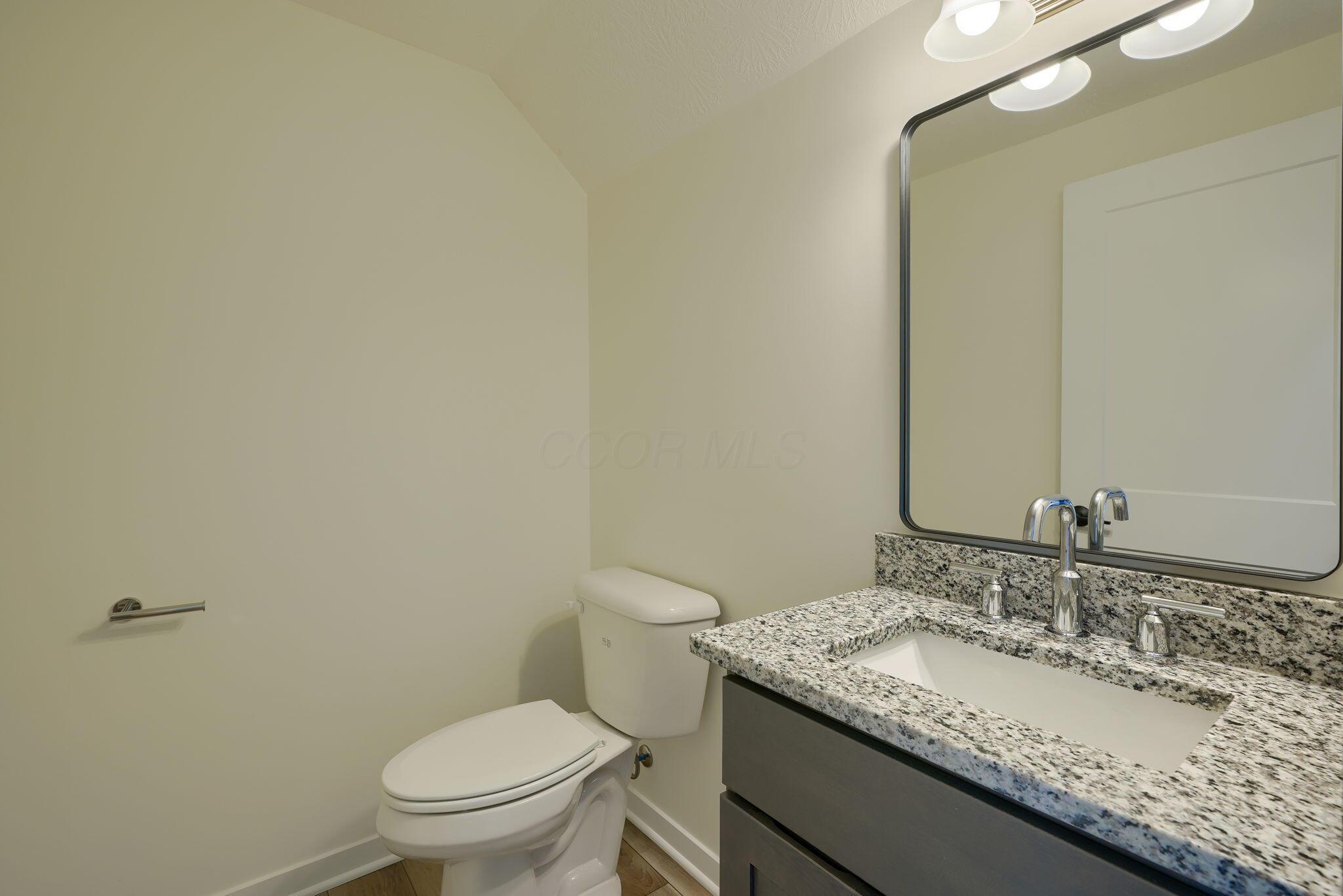 226-234 Whittier Drive S Property Photo 43