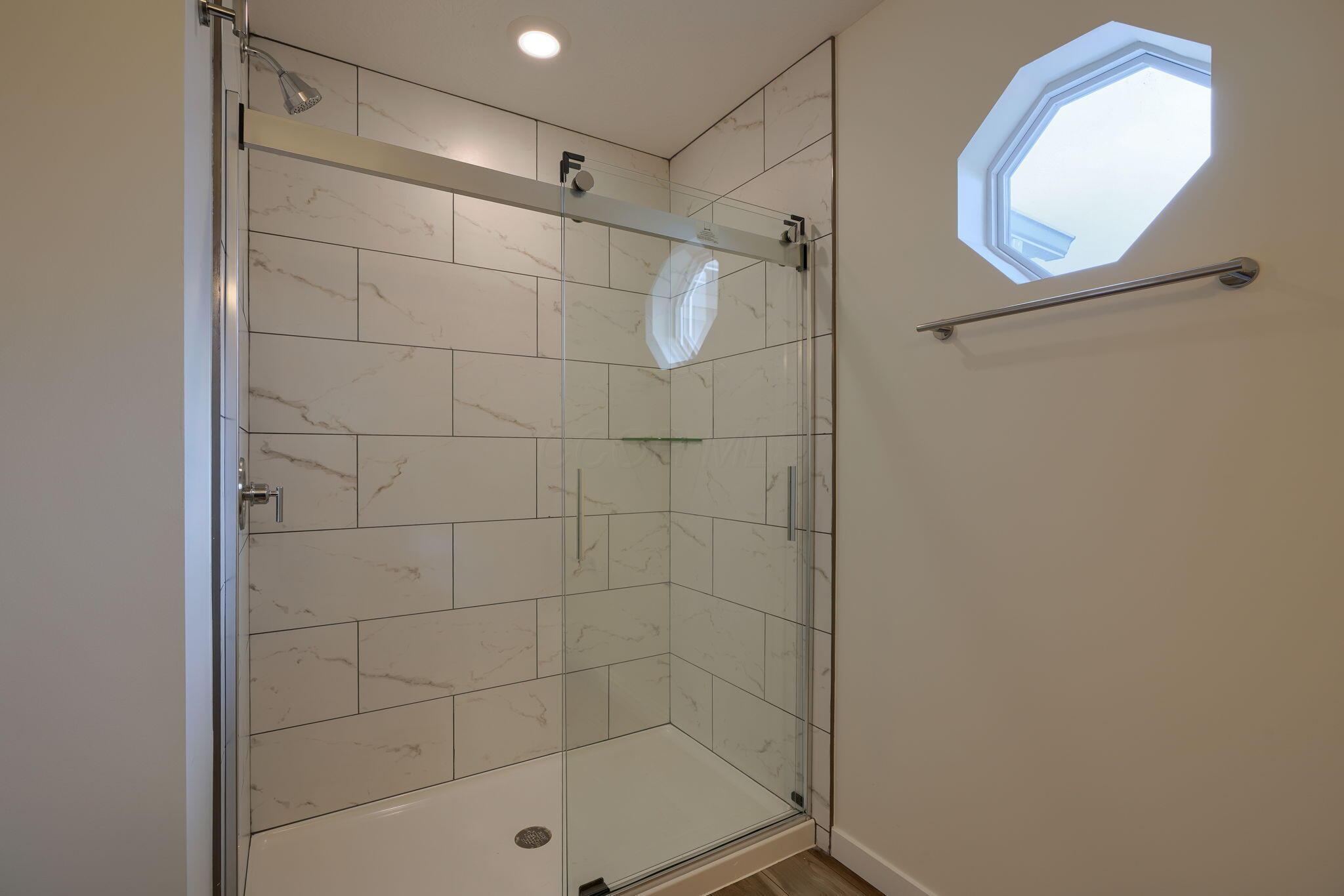 226-234 Whittier Drive S Property Photo 49