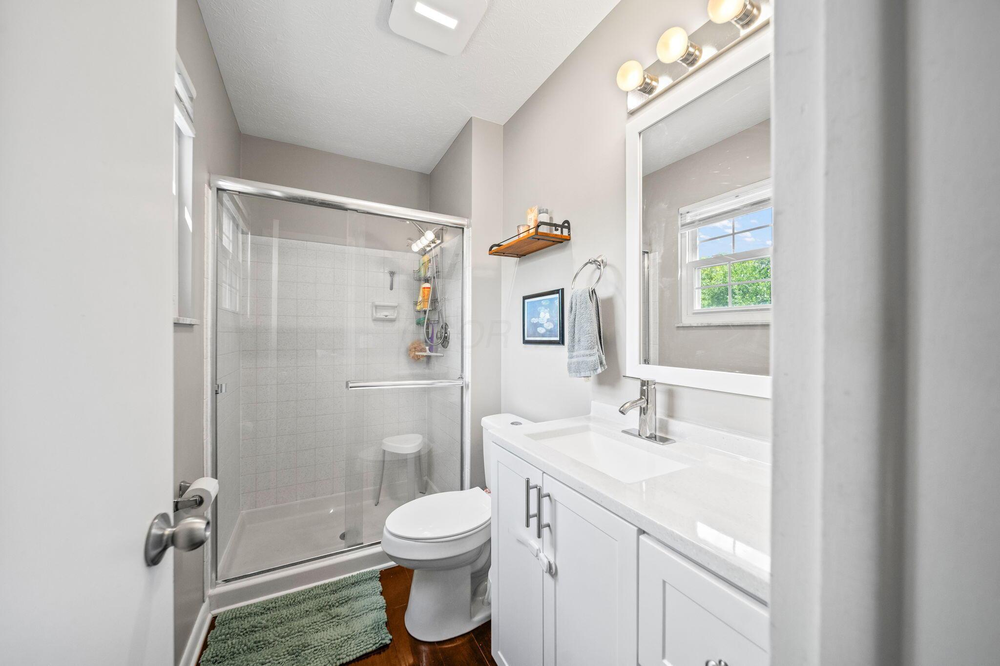 3221 E Hudson Street Property Photo 21