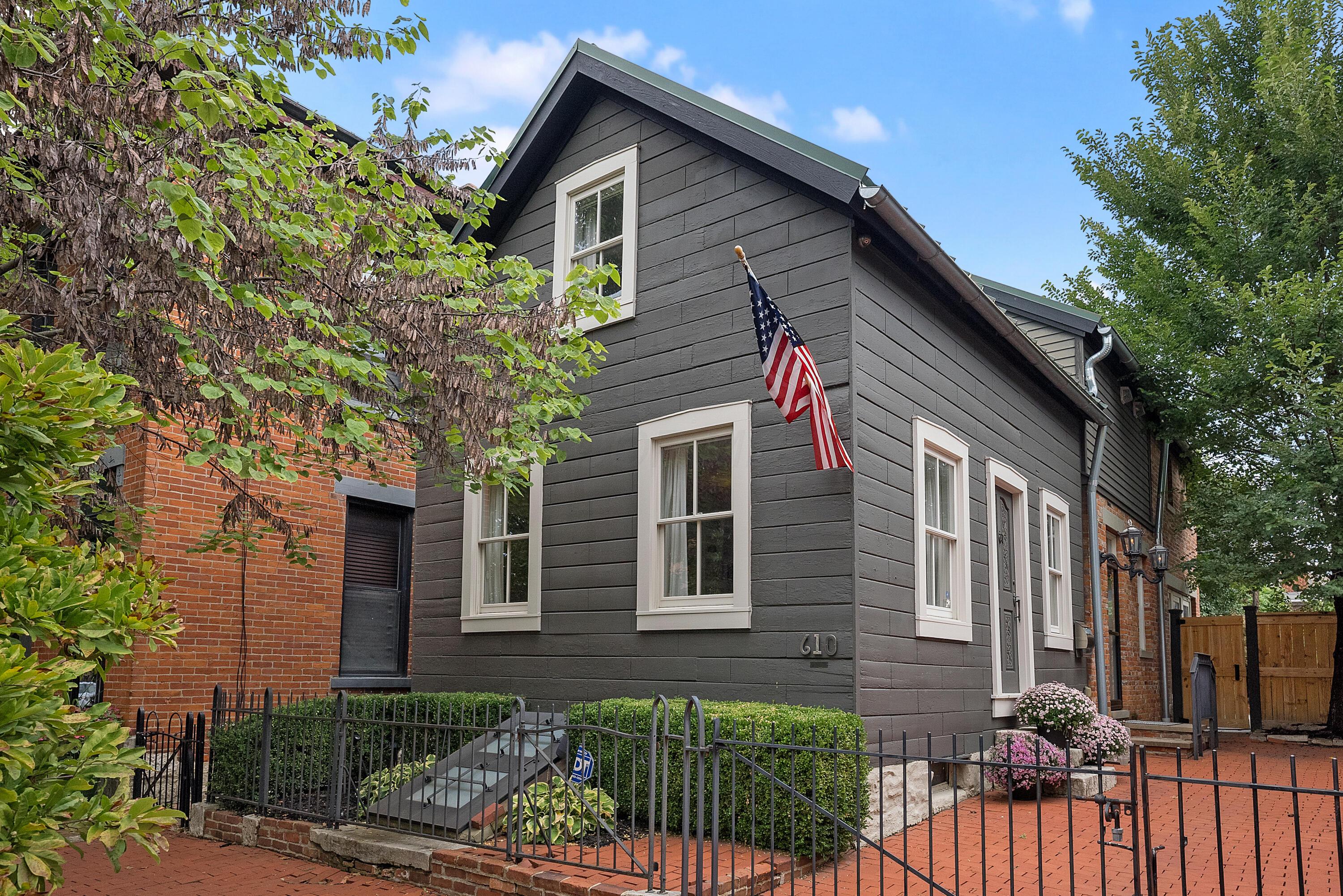 610 City Park Avenue Property Photo 1