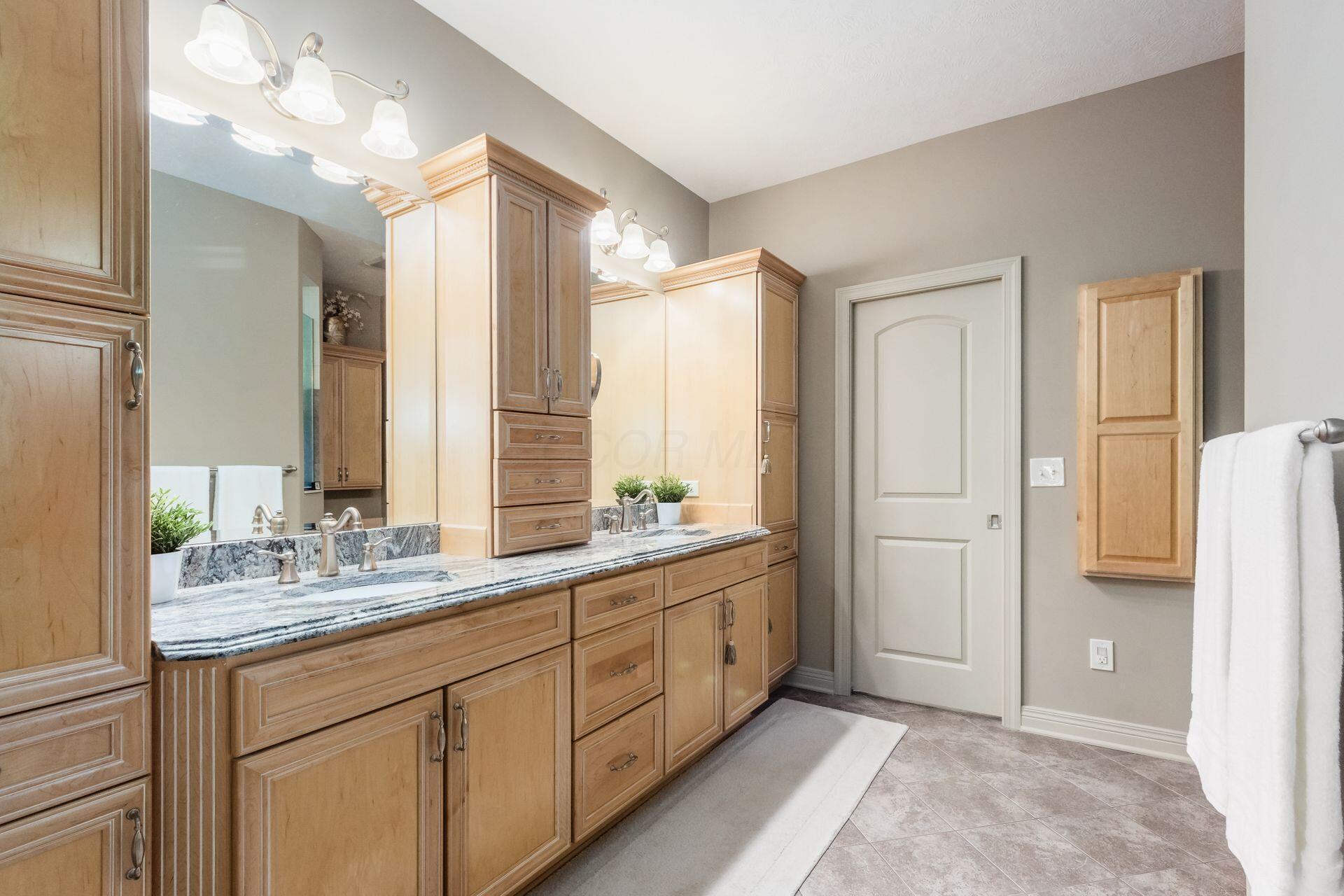 8629 Rutherford Estates Court Property Photo 20