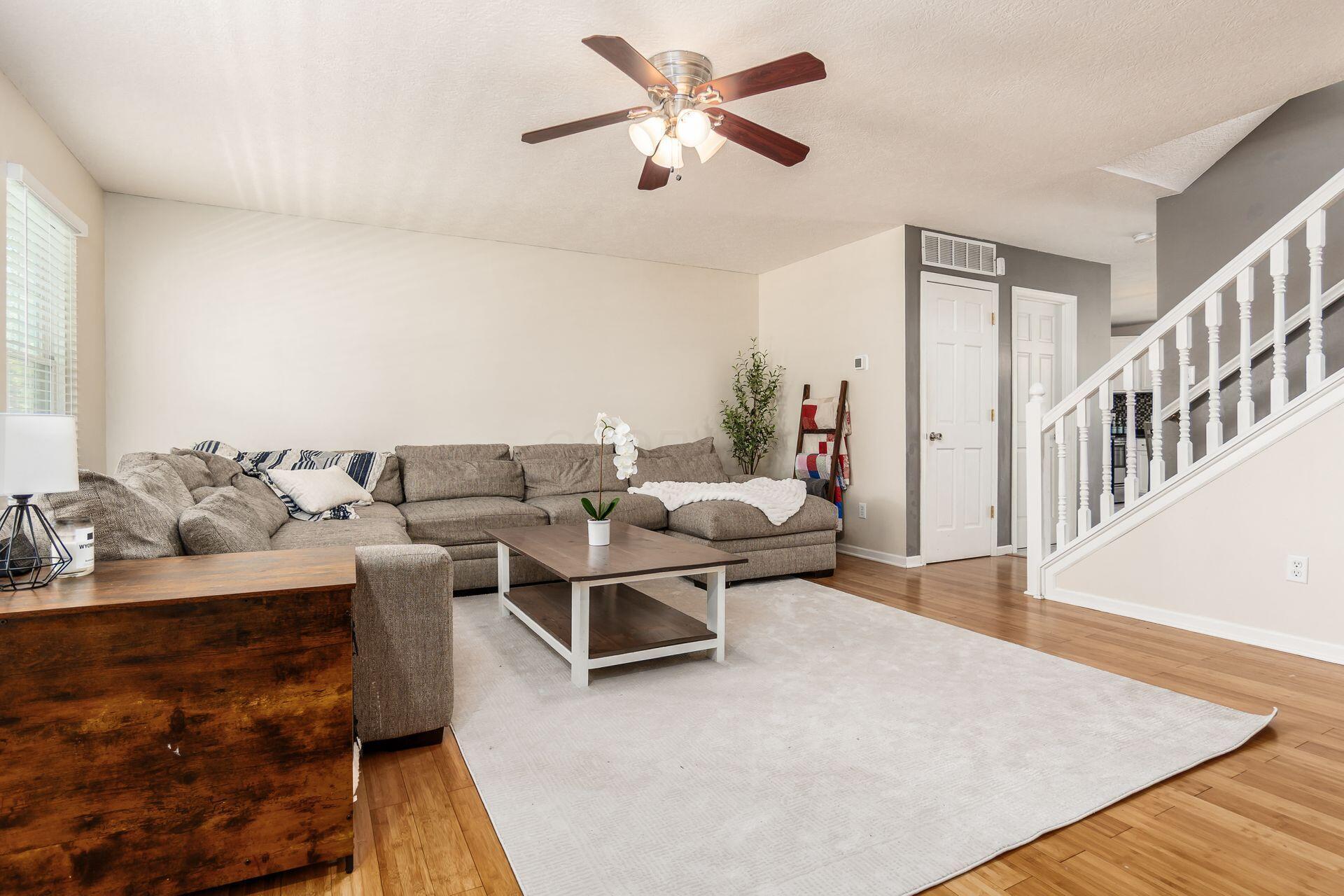 402 Wooster Street Property Photo 3