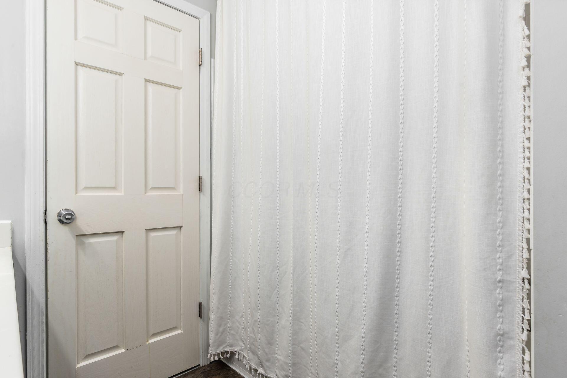 402 Wooster Street Property Photo 27