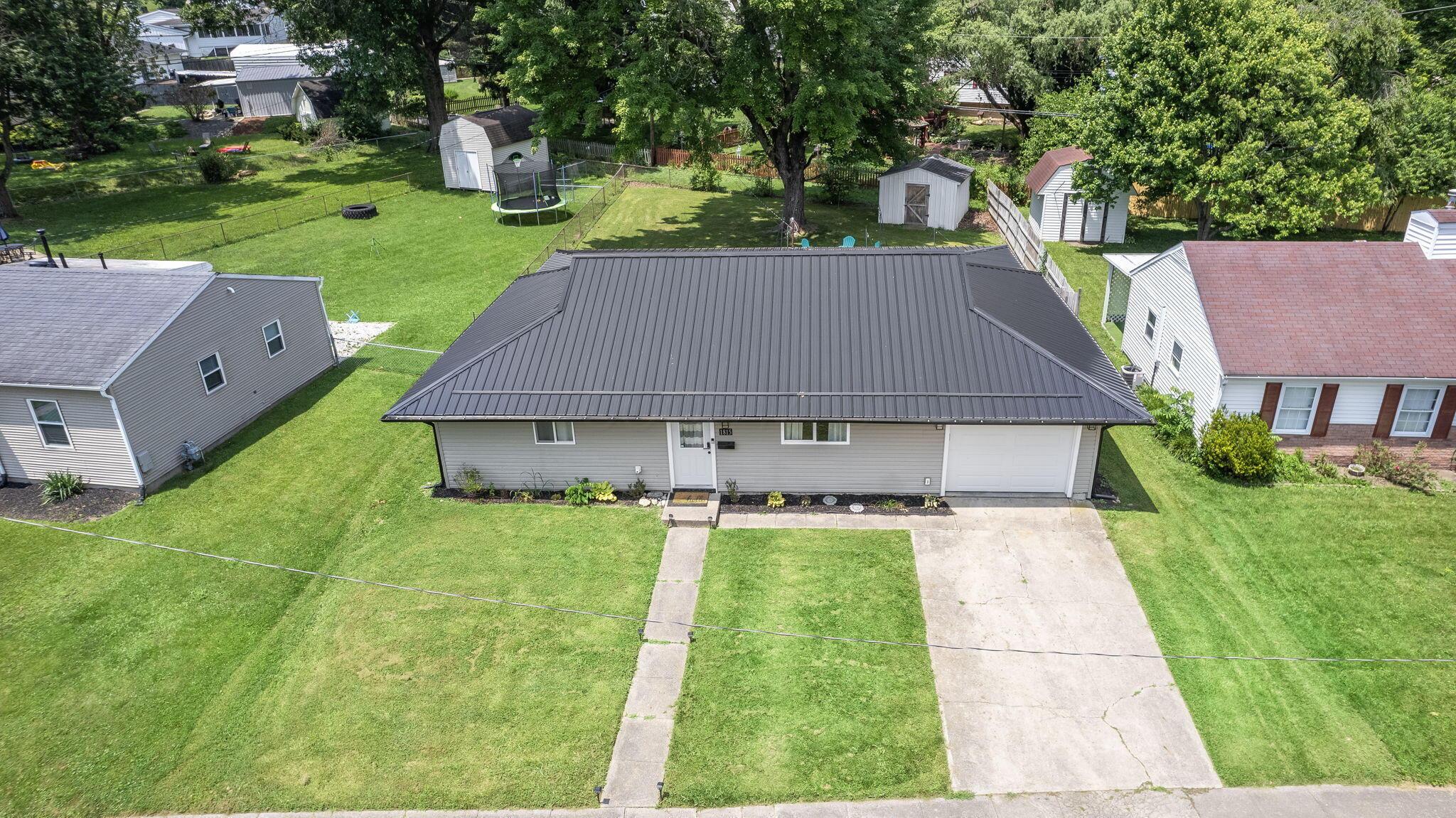 1815 Union Street Property Photo 4