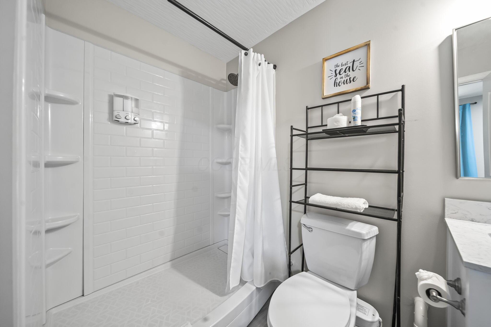 1815 Union Street Property Photo 23