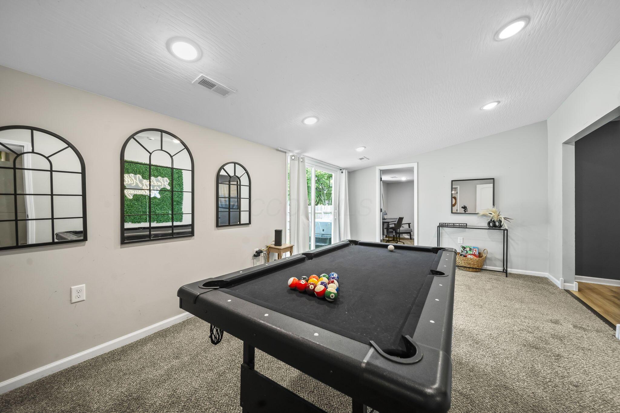 1815 Union Street Property Photo 28