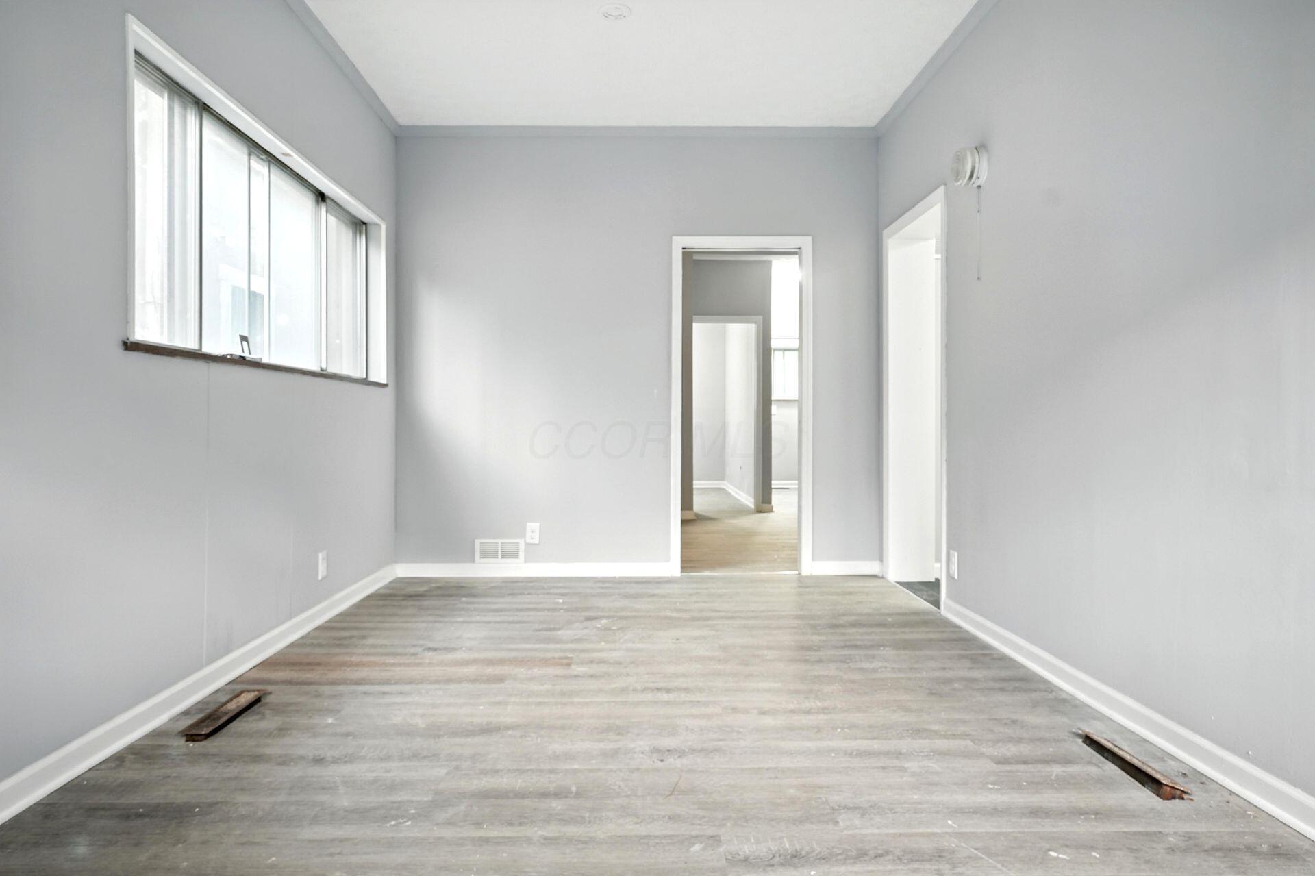 295 E Whittier Street Property Photo 24