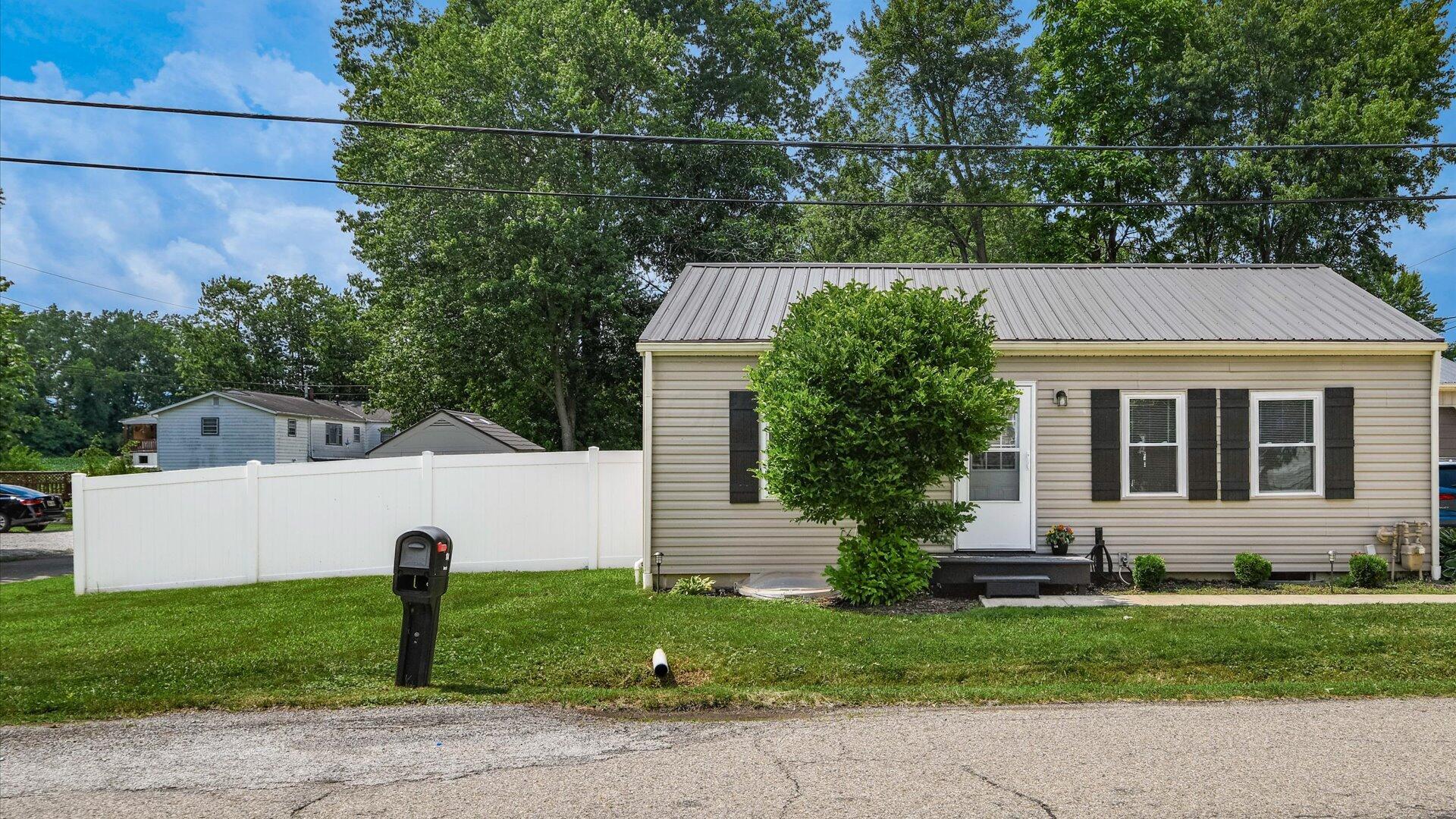 104 Sunset Drive Property Photo 29
