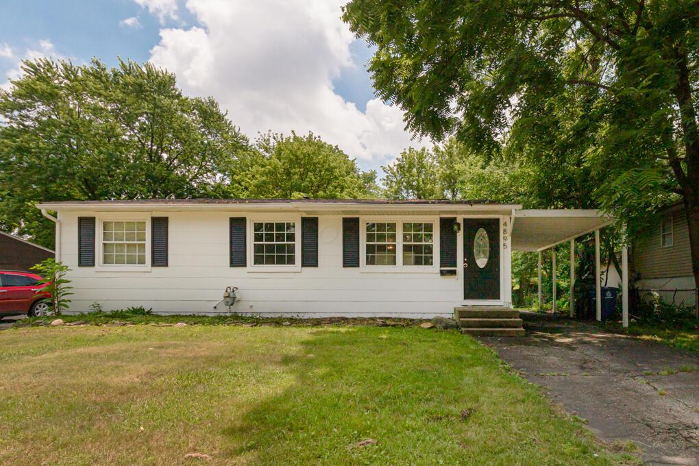 4895 Majestic Drive E Property Photo 1
