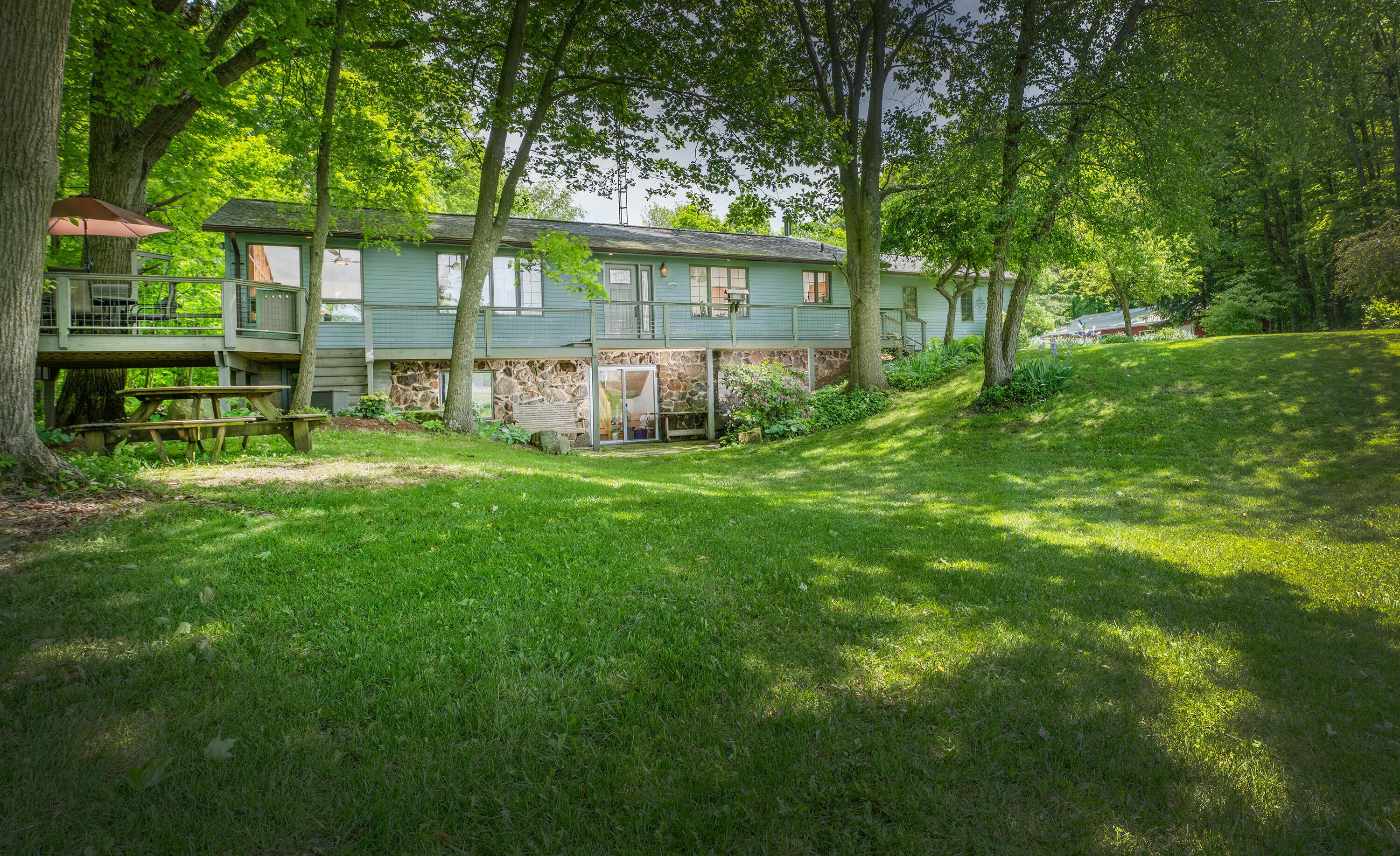 11936 Yankee Street Property Photo 1