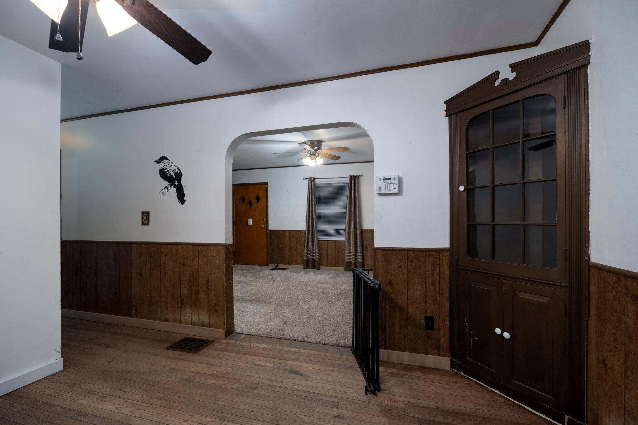 718 Hook Road Property Photo 7