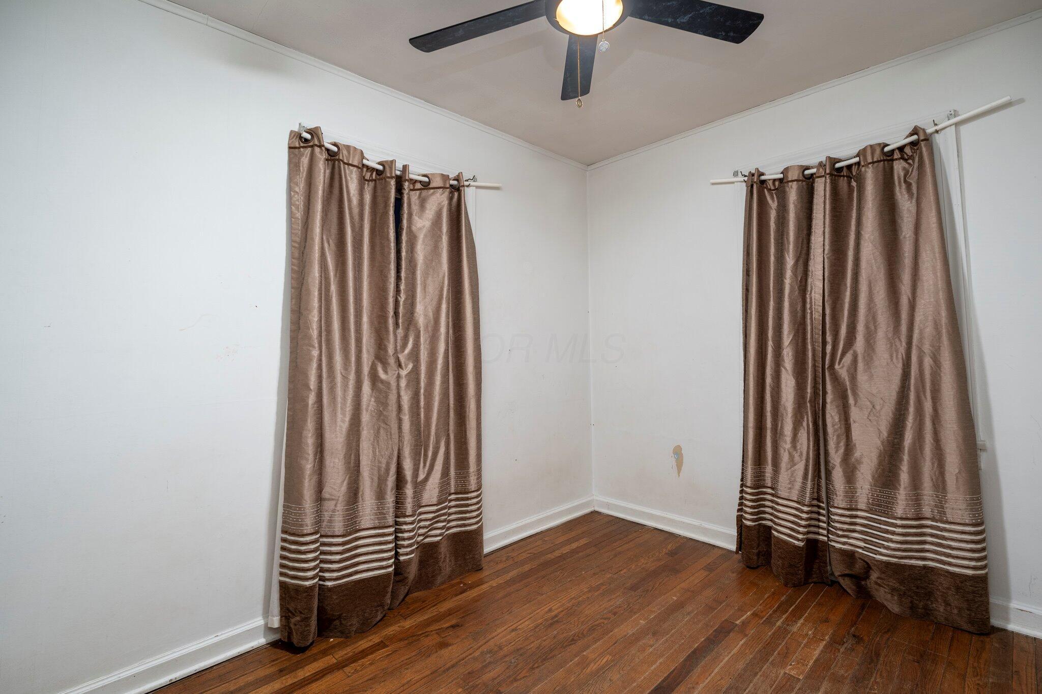 718 Hook Road Property Photo 15