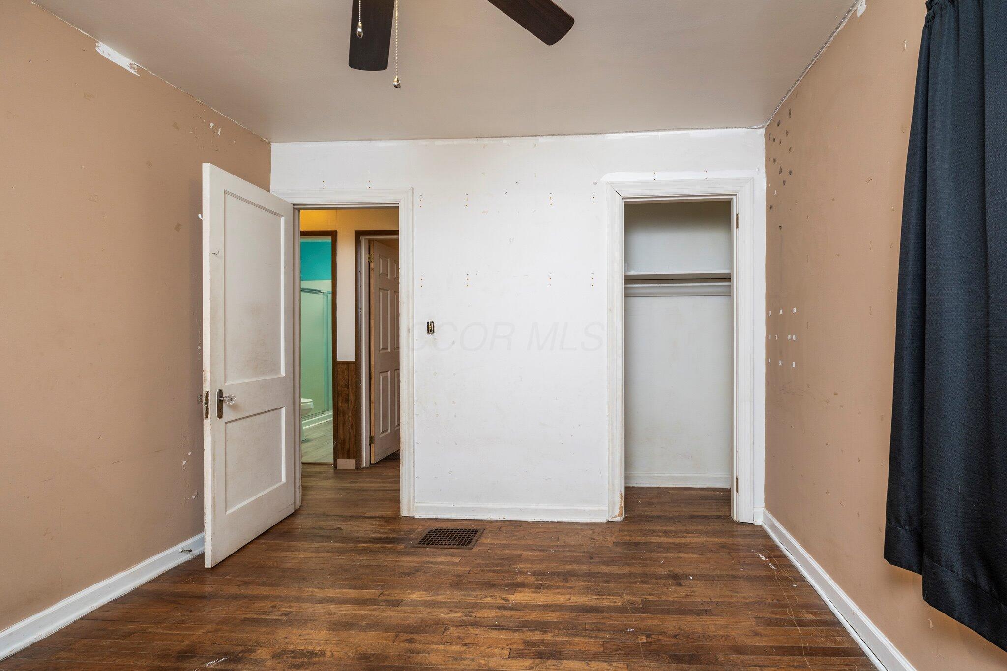718 Hook Road Property Photo 18