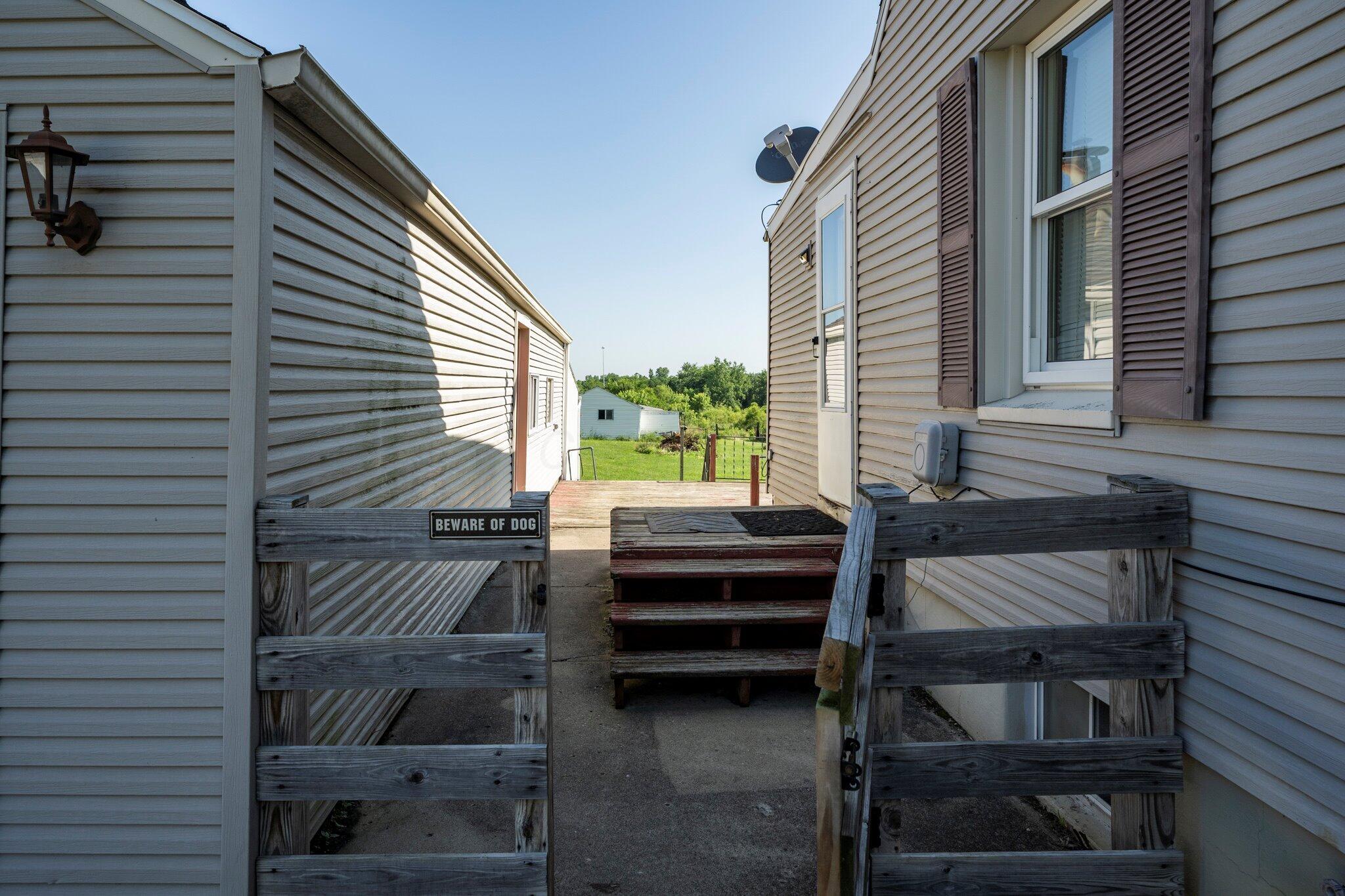 718 Hook Road Property Photo 33