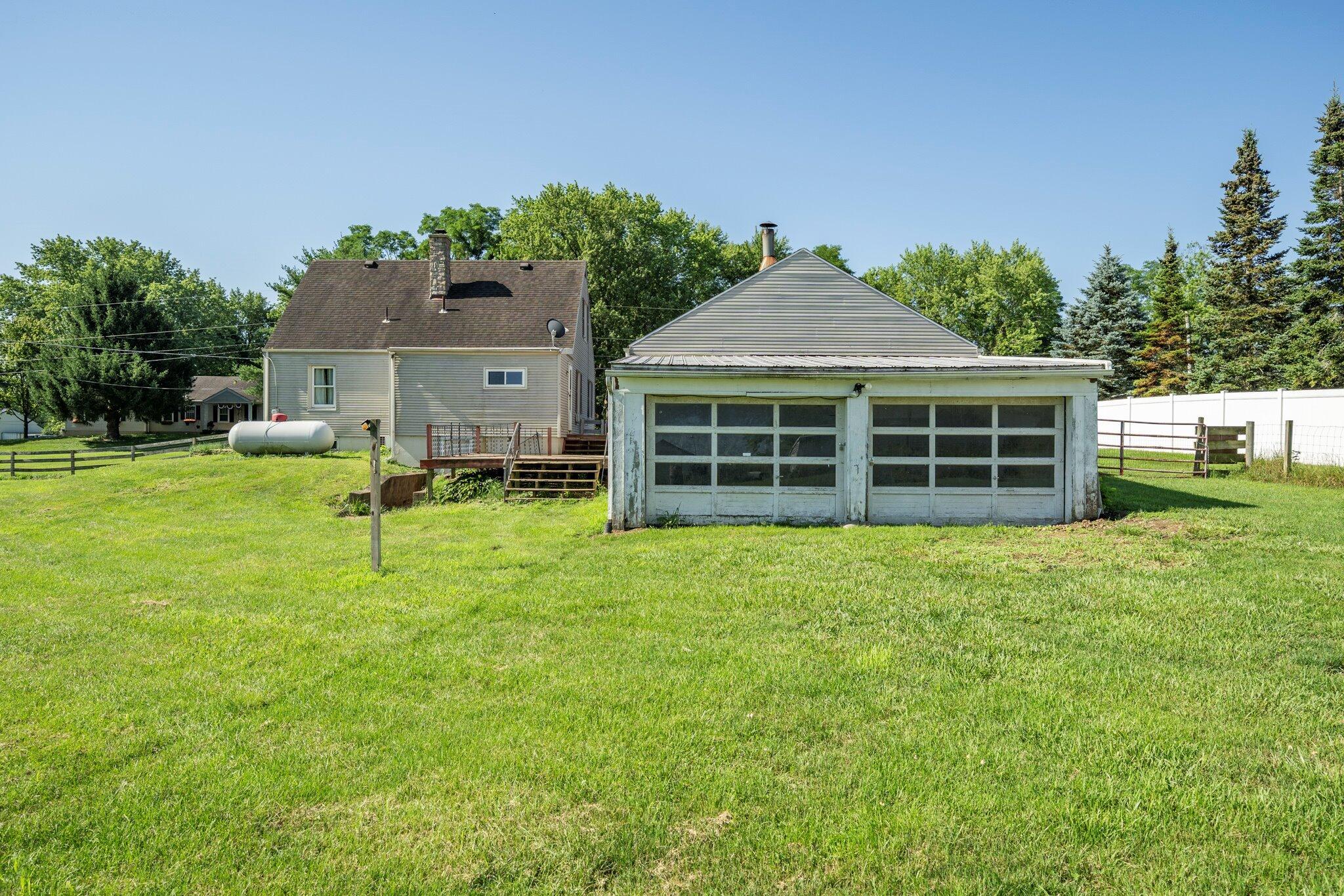 718 Hook Road Property Photo 39