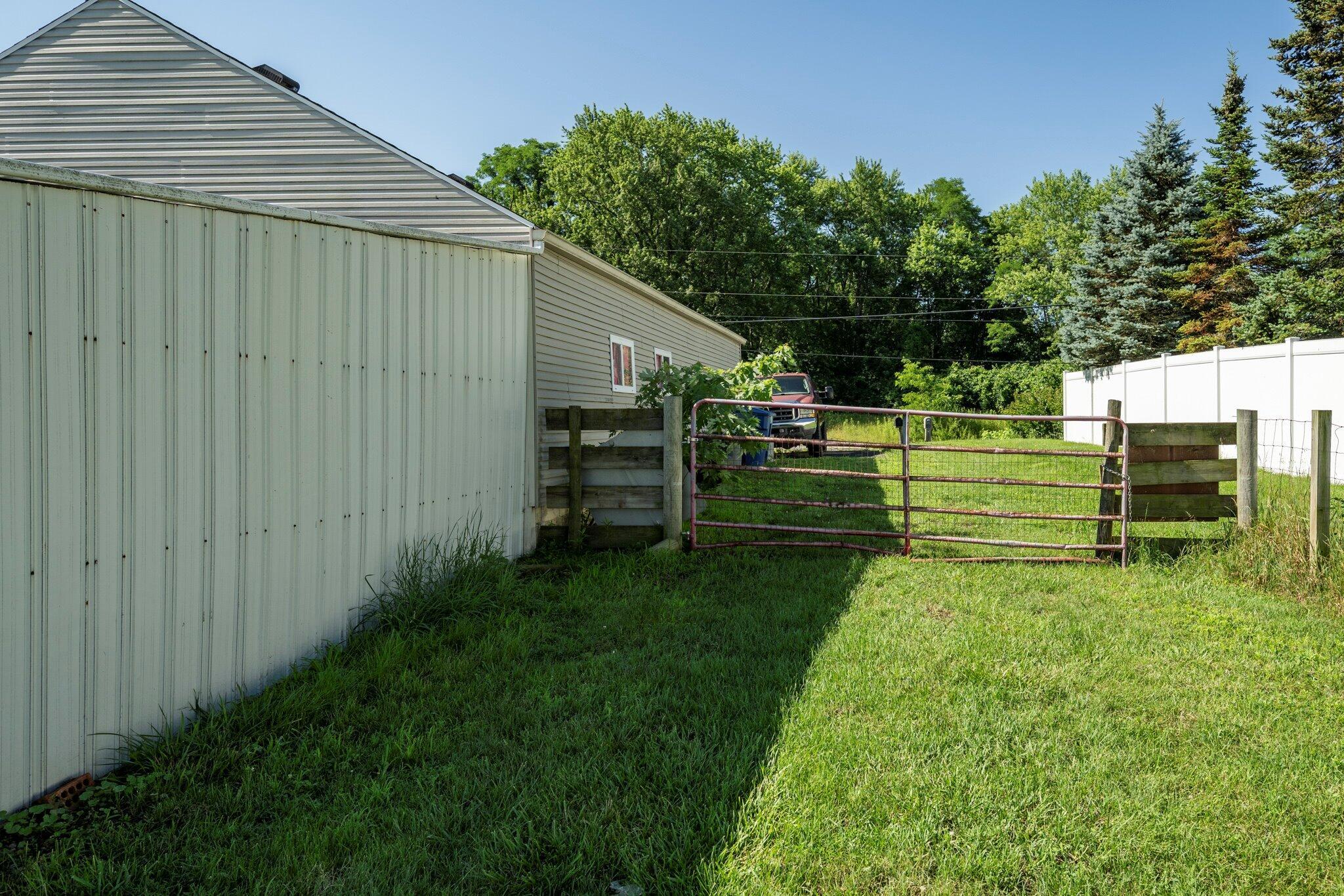 718 Hook Road Property Photo 42