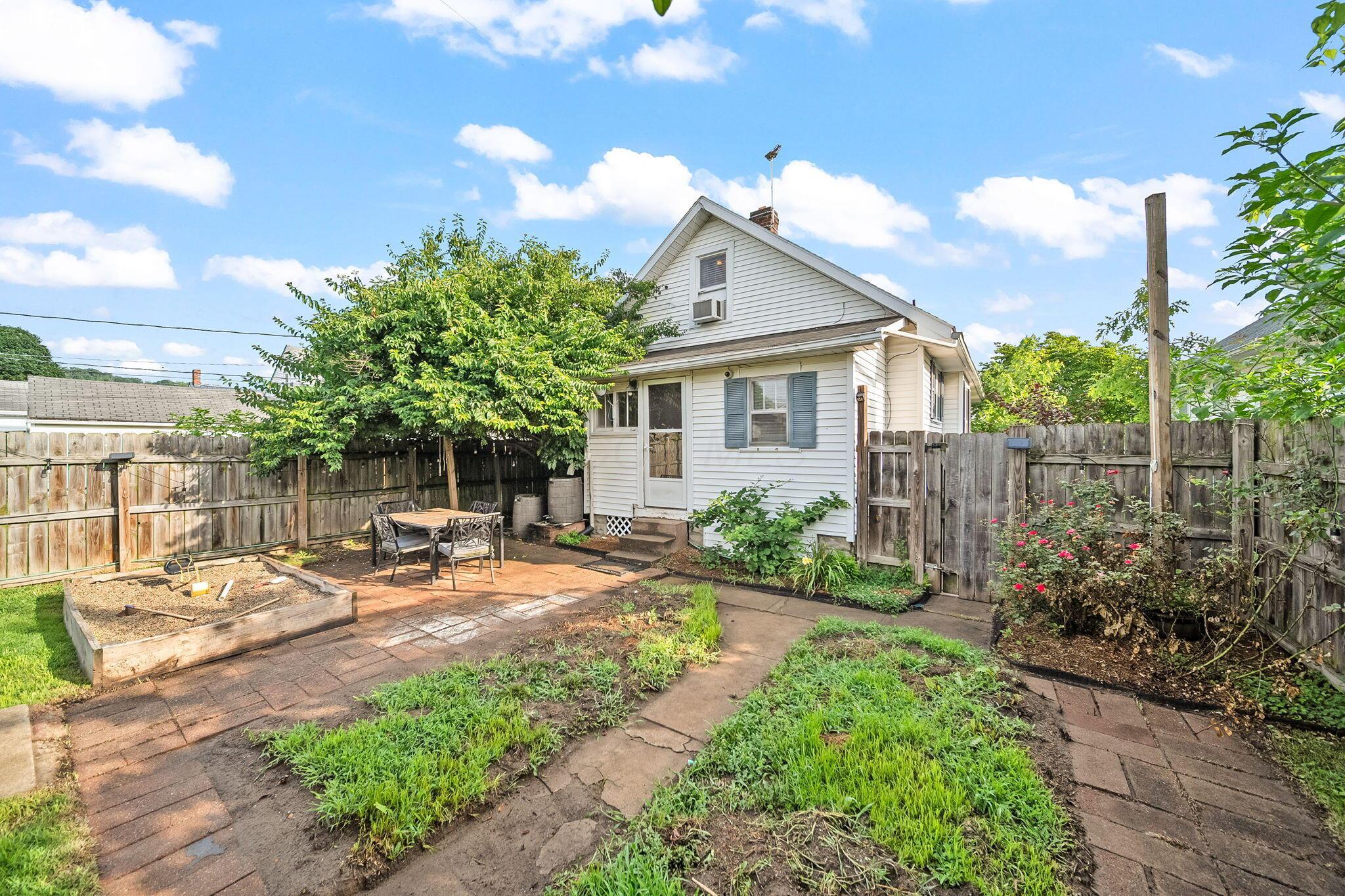 636 Buckeye Street Property Photo 10