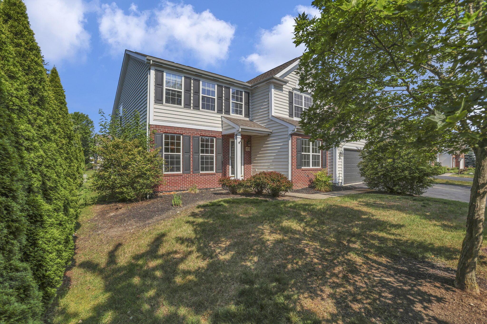 6874 Golden Way Property Photo 3