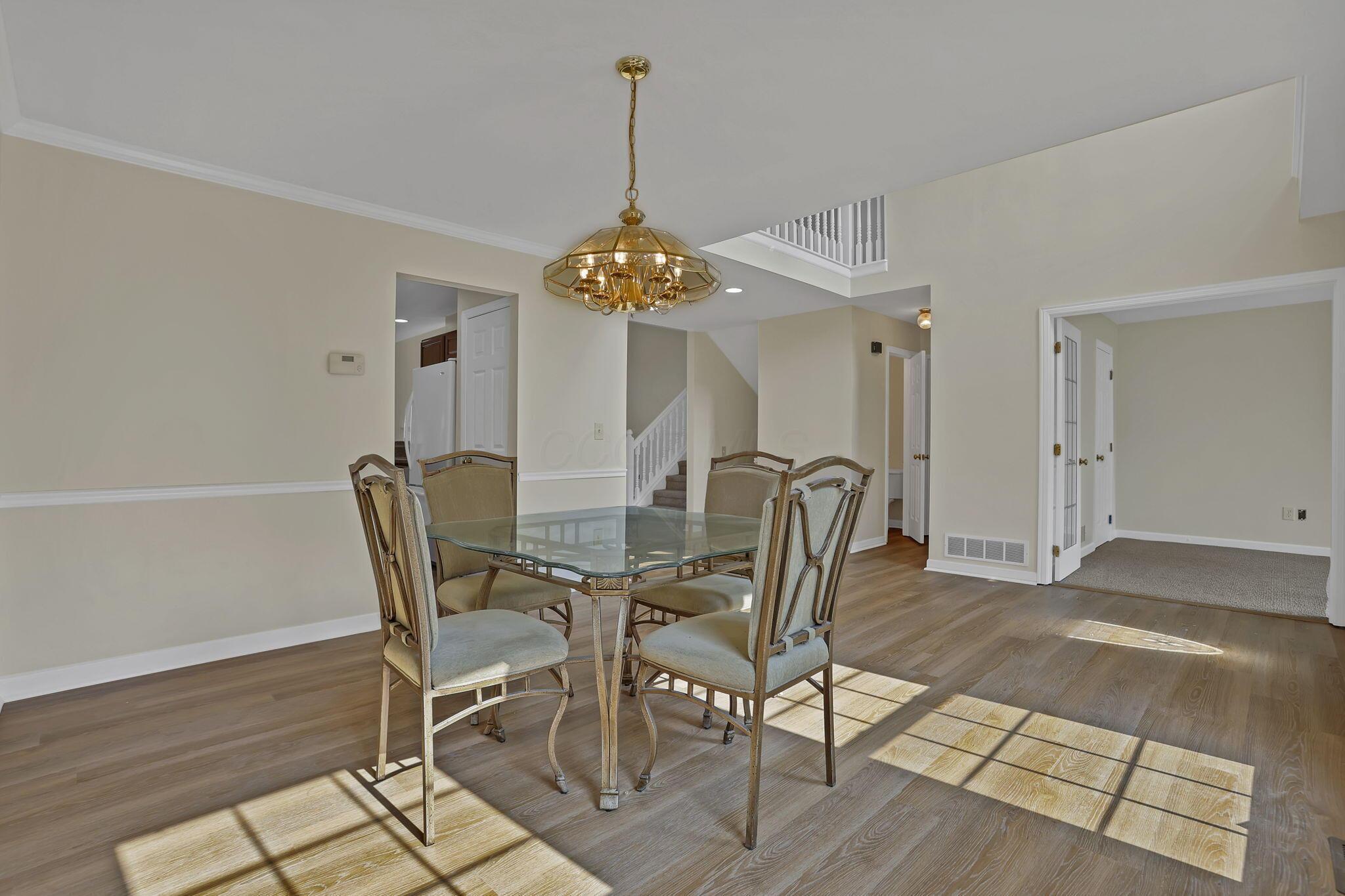 6874 Golden Way Property Photo 10
