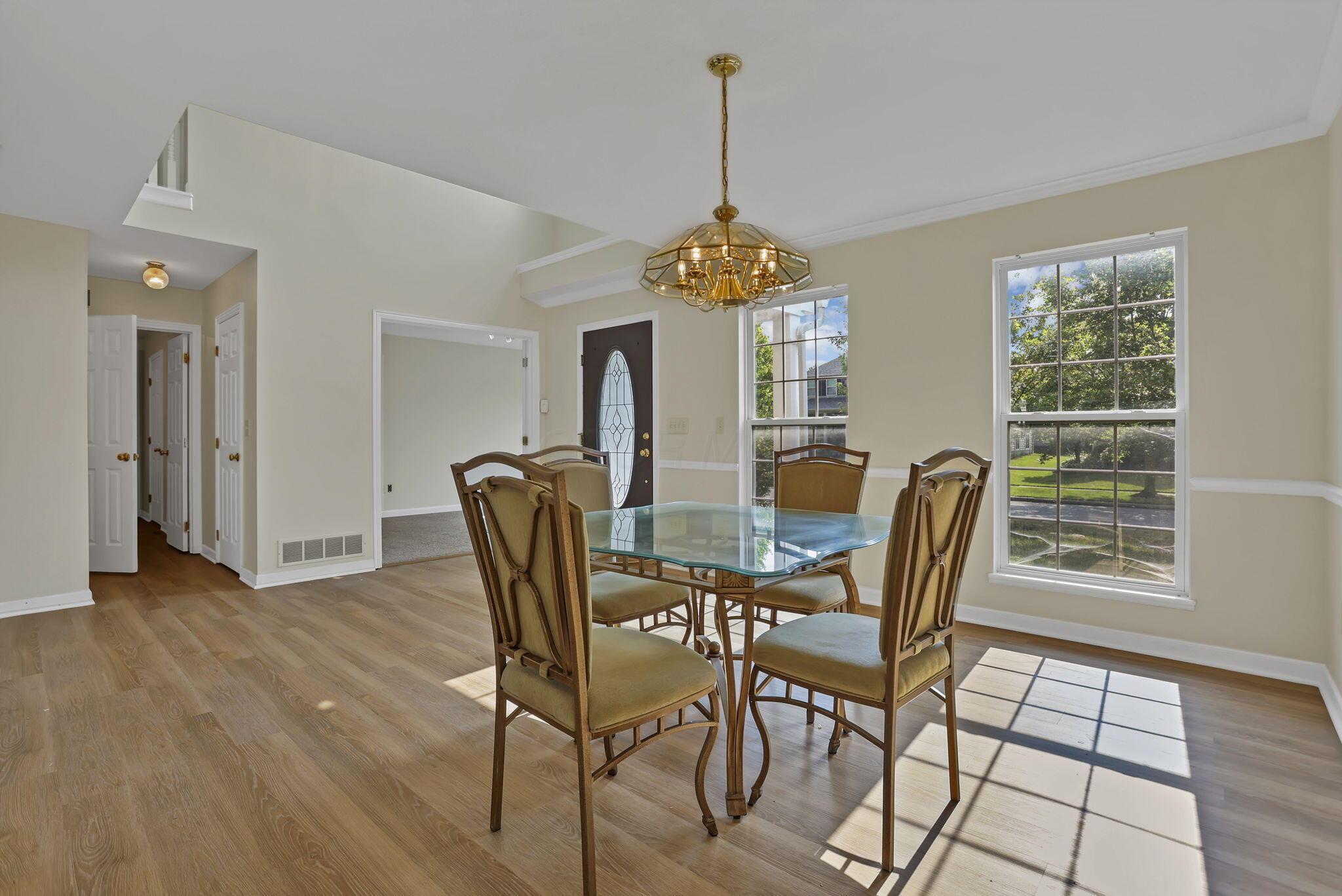 6874 Golden Way Property Photo 11