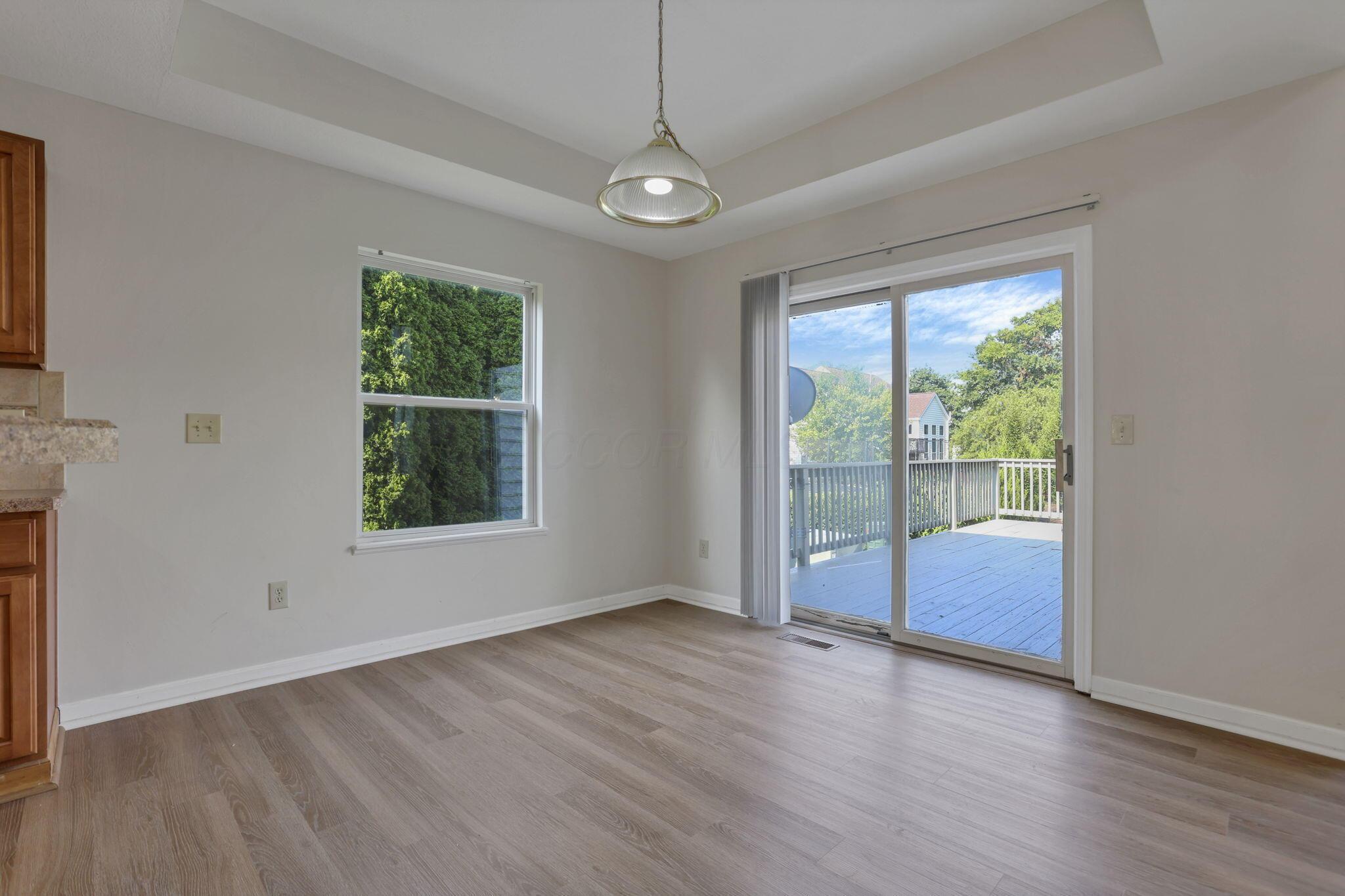 6874 Golden Way Property Photo 17