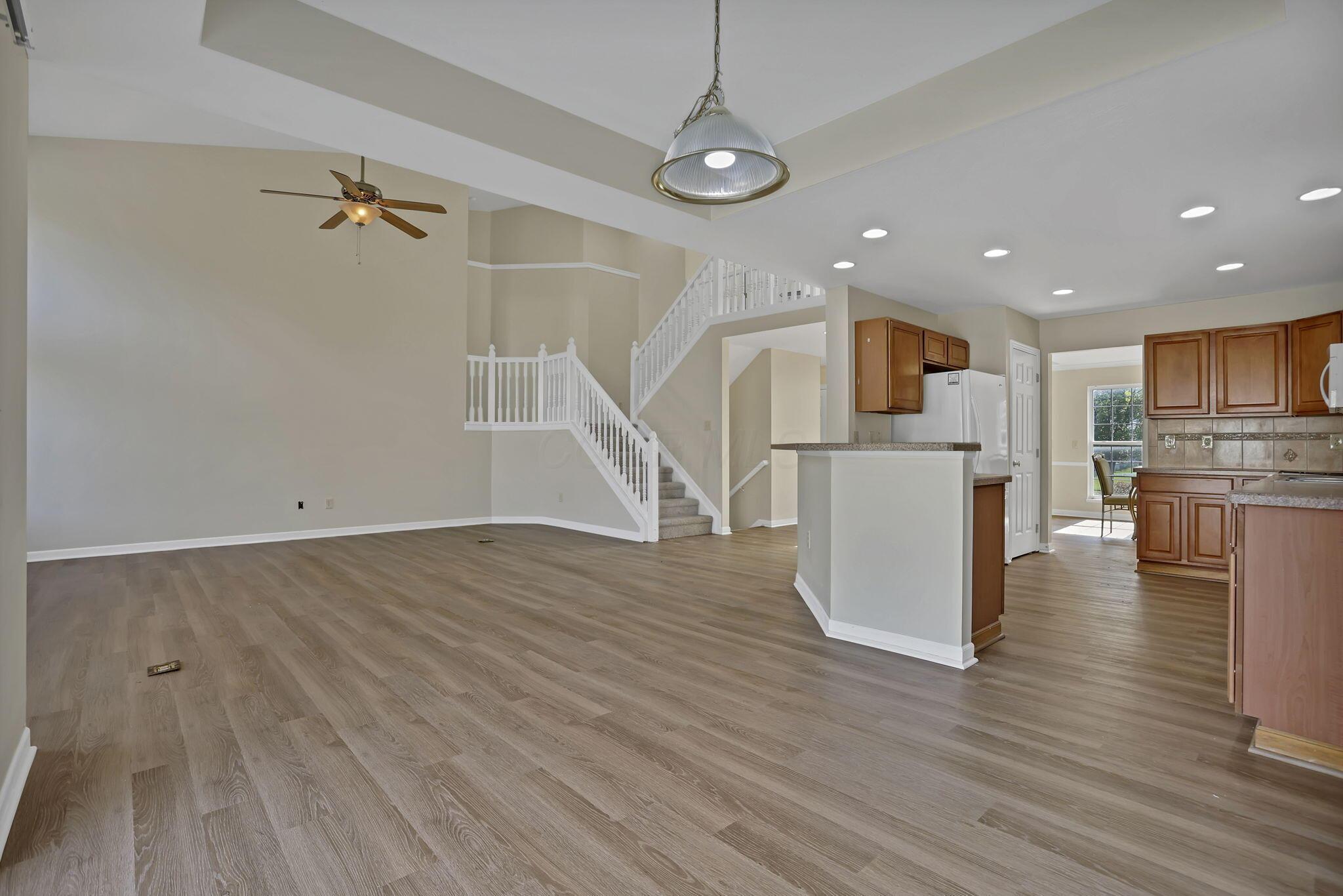 6874 Golden Way Property Photo 20