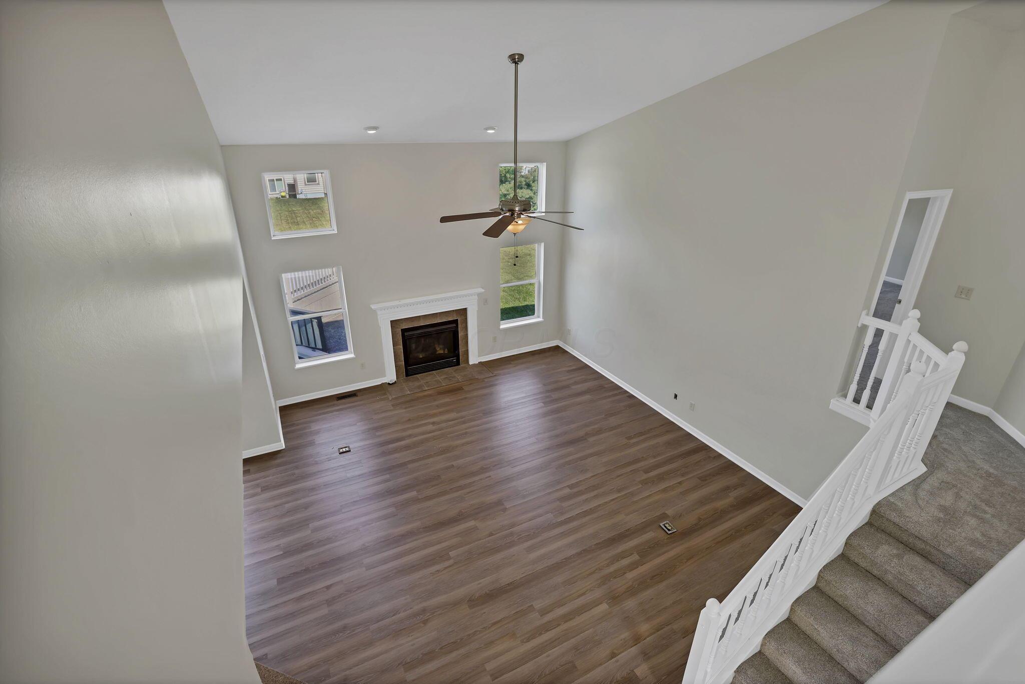 6874 Golden Way Property Photo 21