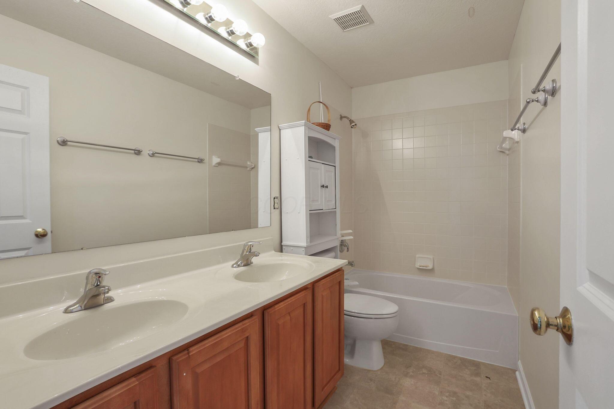 6874 Golden Way Property Photo 41
