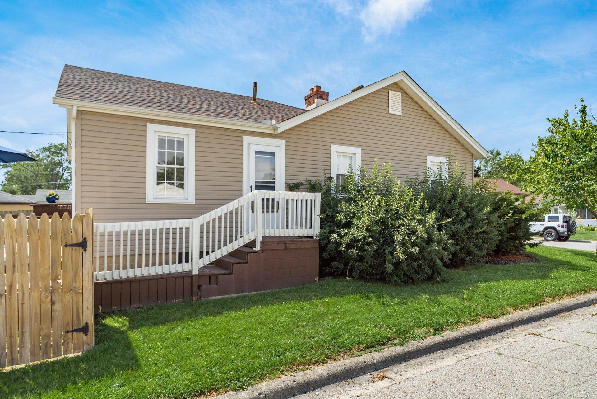 3445 Woodlawn Avenue Property Photo 4