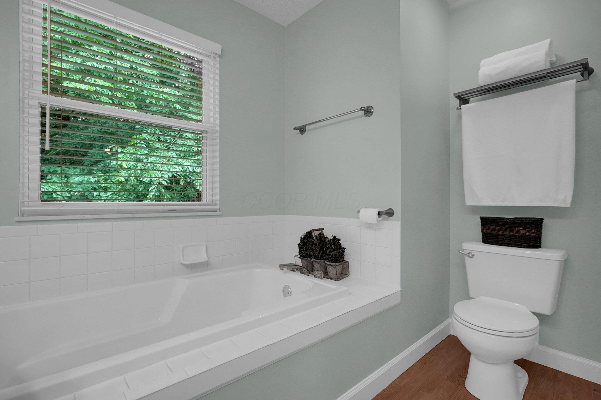 198 W Hull Drive Property Photo 22