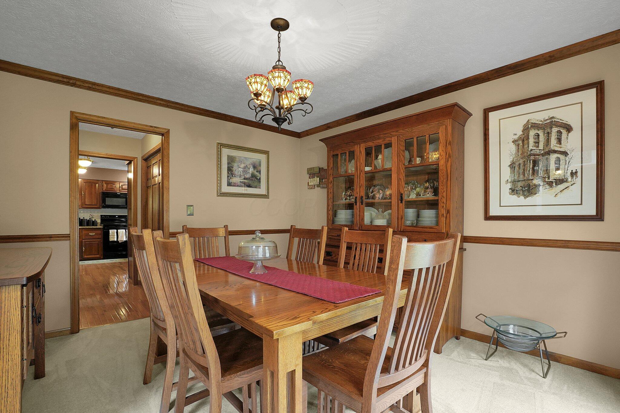 519 Forestview Court Property Photo 6