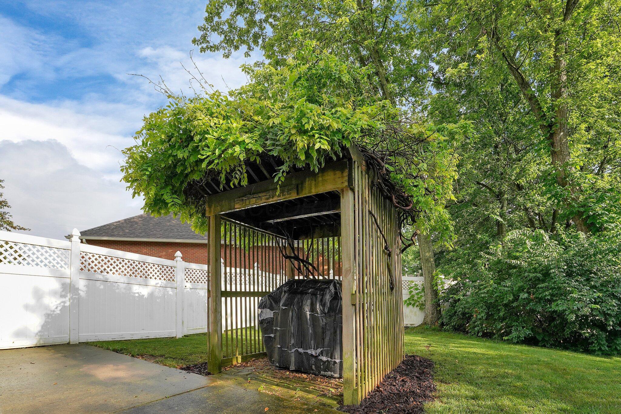 519 Forestview Court Property Photo 40
