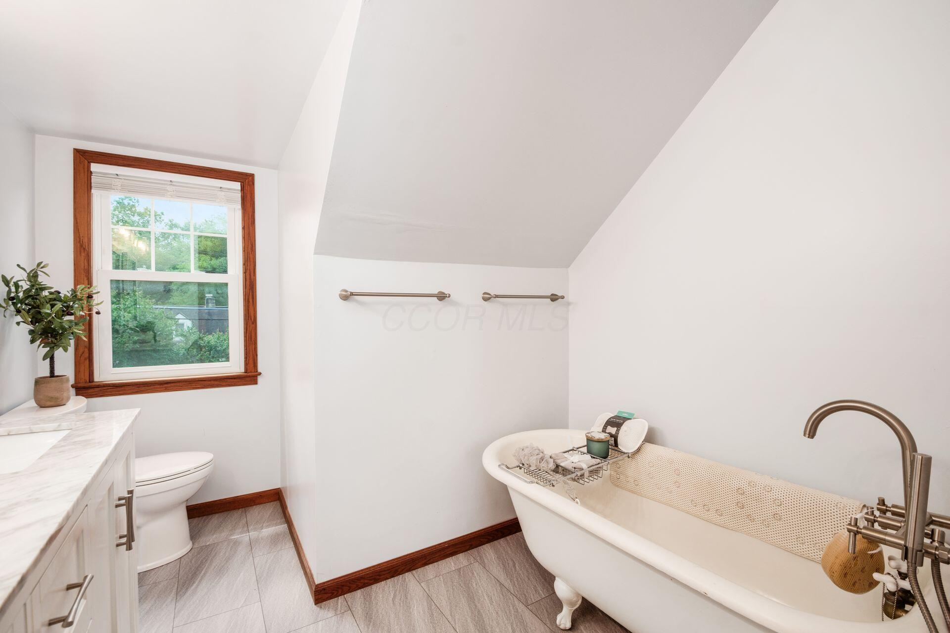 2309 Woodstock Road Property Photo 27