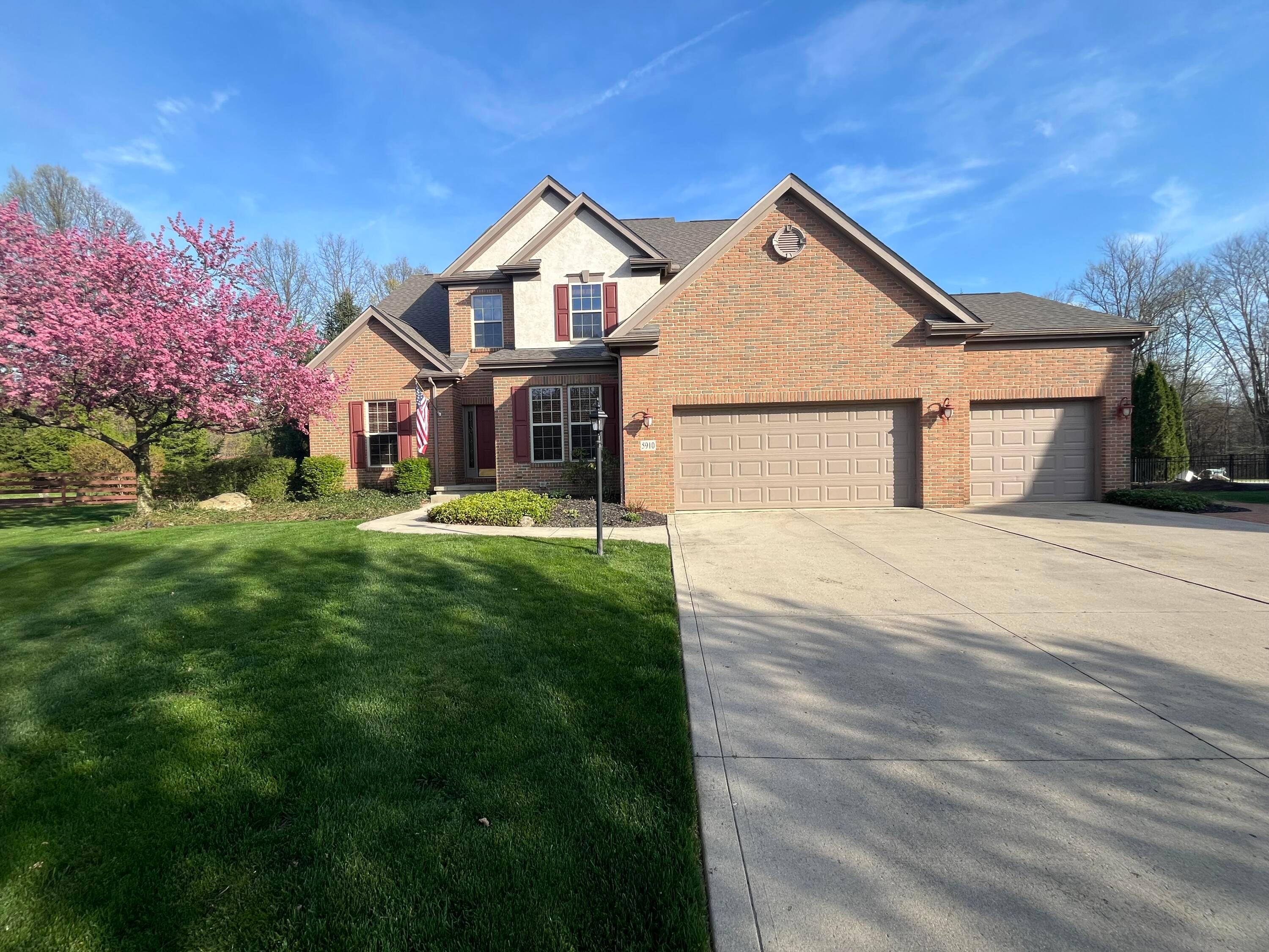 5910 Harrow Glen Court Property Photo 1