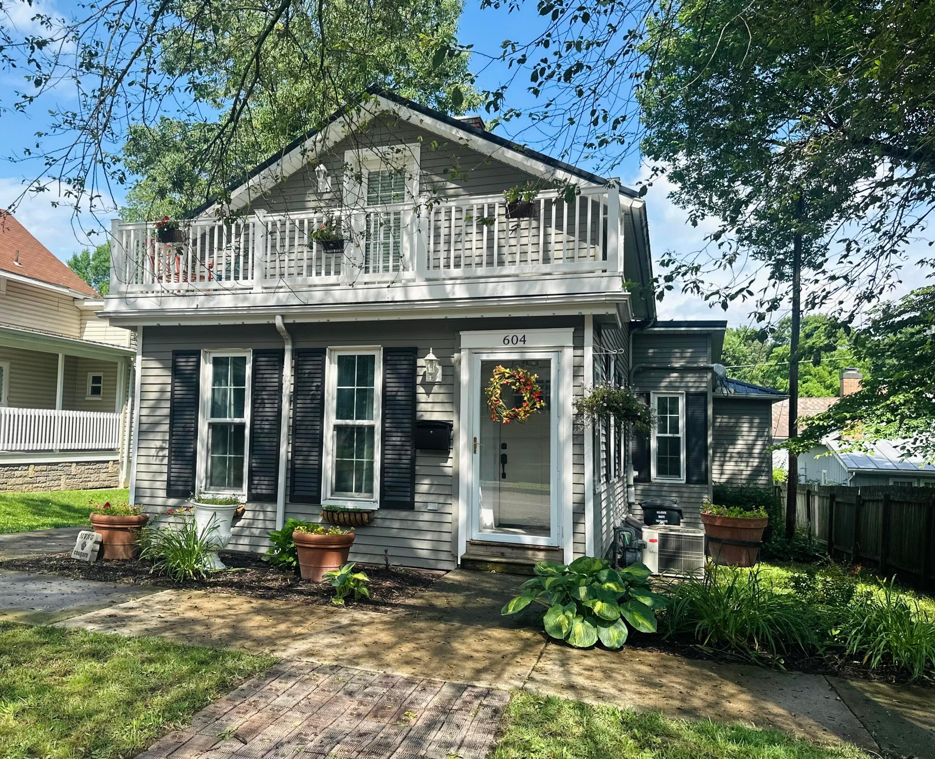 604 N Gay Street Property Photo 1