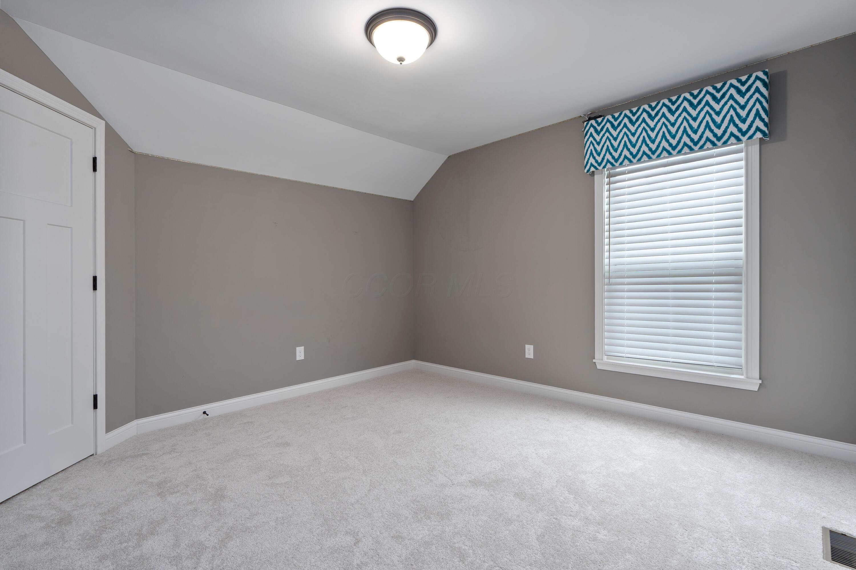 6196 Streamside Drive Property Photo 35