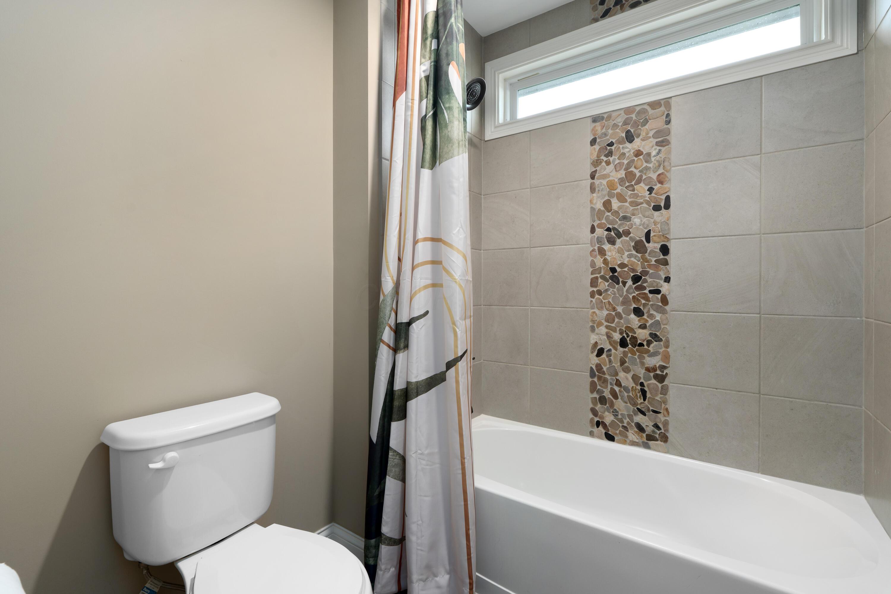 6196 Streamside Drive Property Photo 41