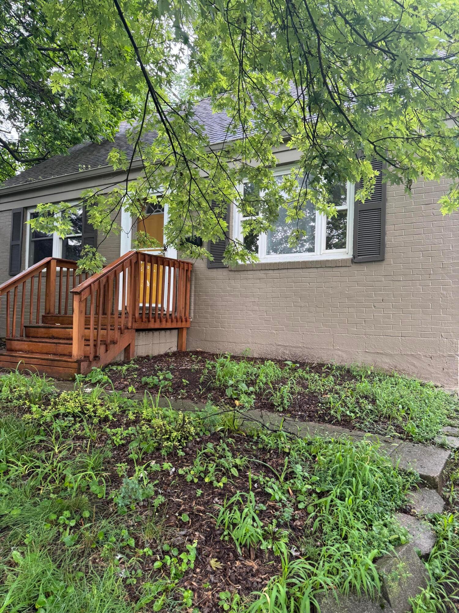 5542 Emerson Avenue Property Photo 1