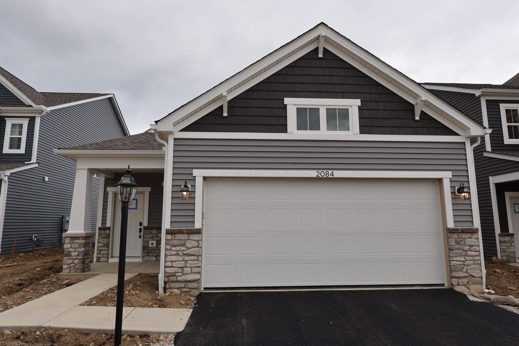 2084 Aerotrain Court N Property Photo 1