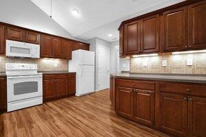 684 Old Dover Road Property Photo 4
