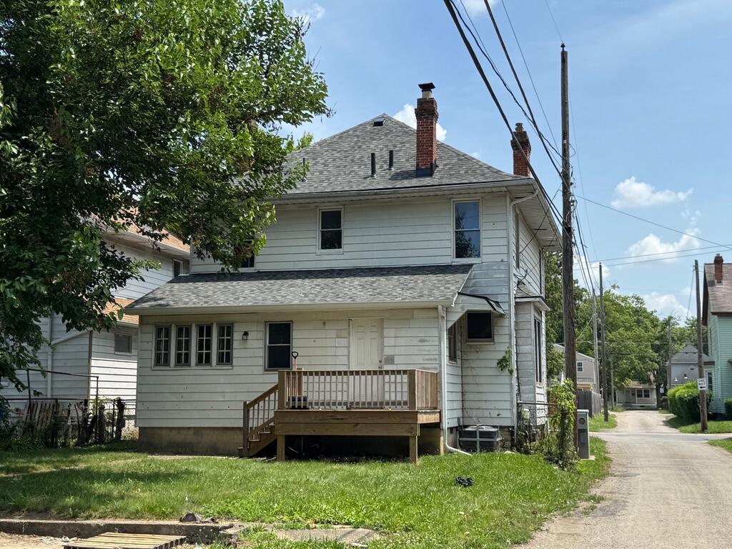 253 Midland Avenue Property Photo 3