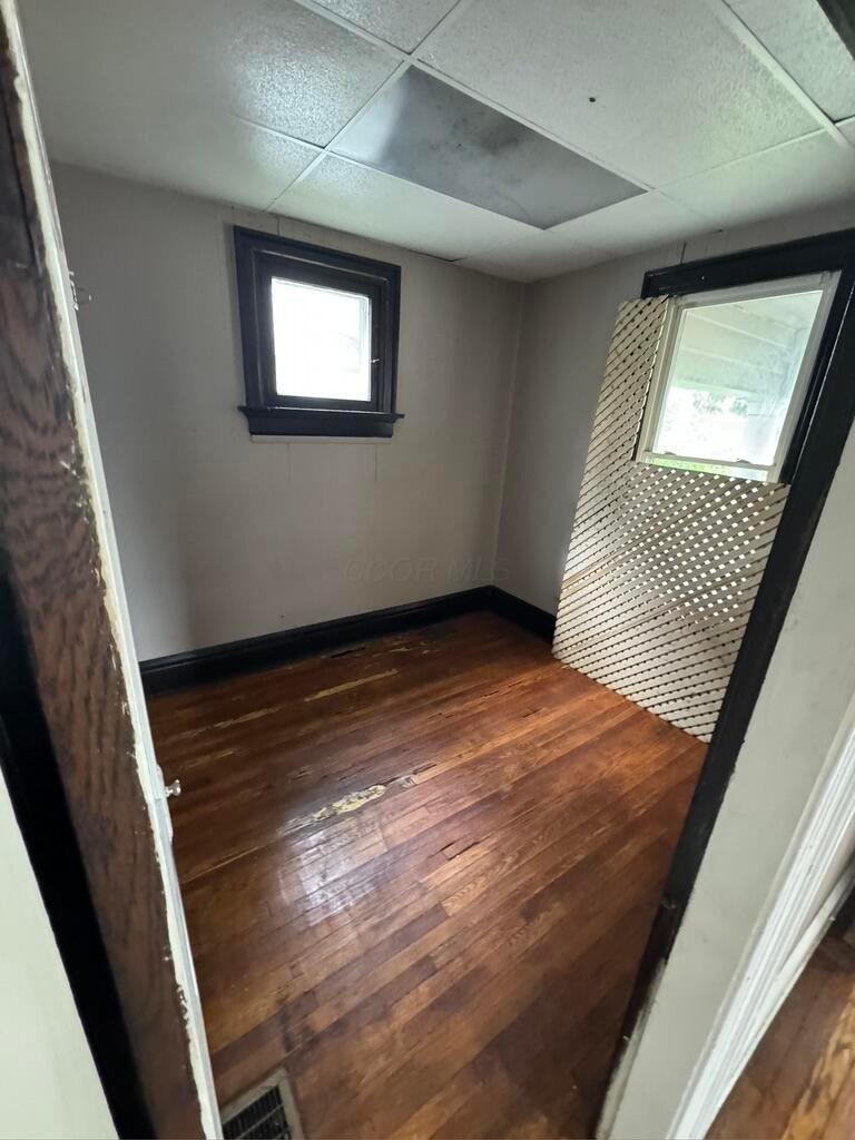 253 Midland Avenue Property Photo 10