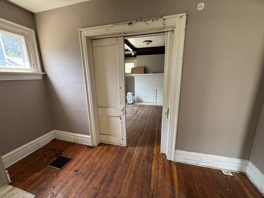 253 Midland Avenue Property Photo 11