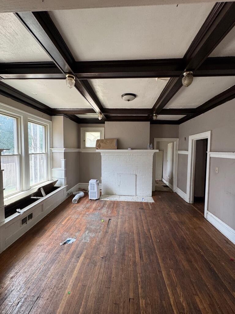 253 Midland Avenue Property Photo 13