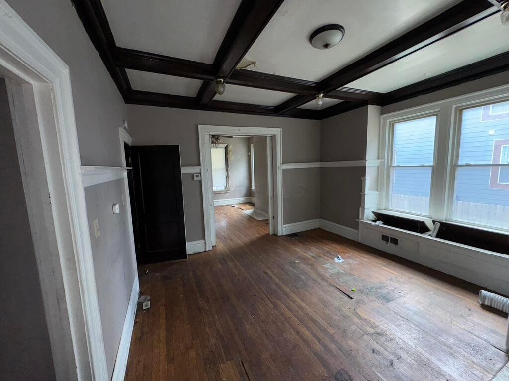 253 Midland Avenue Property Photo 14