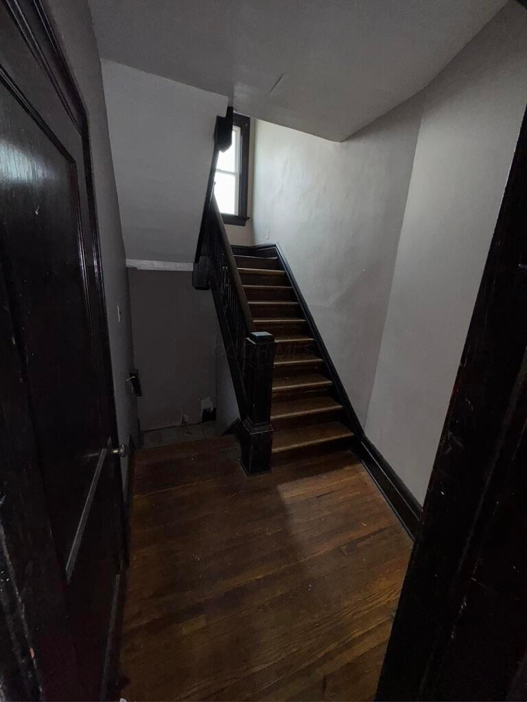 253 Midland Avenue Property Photo 17