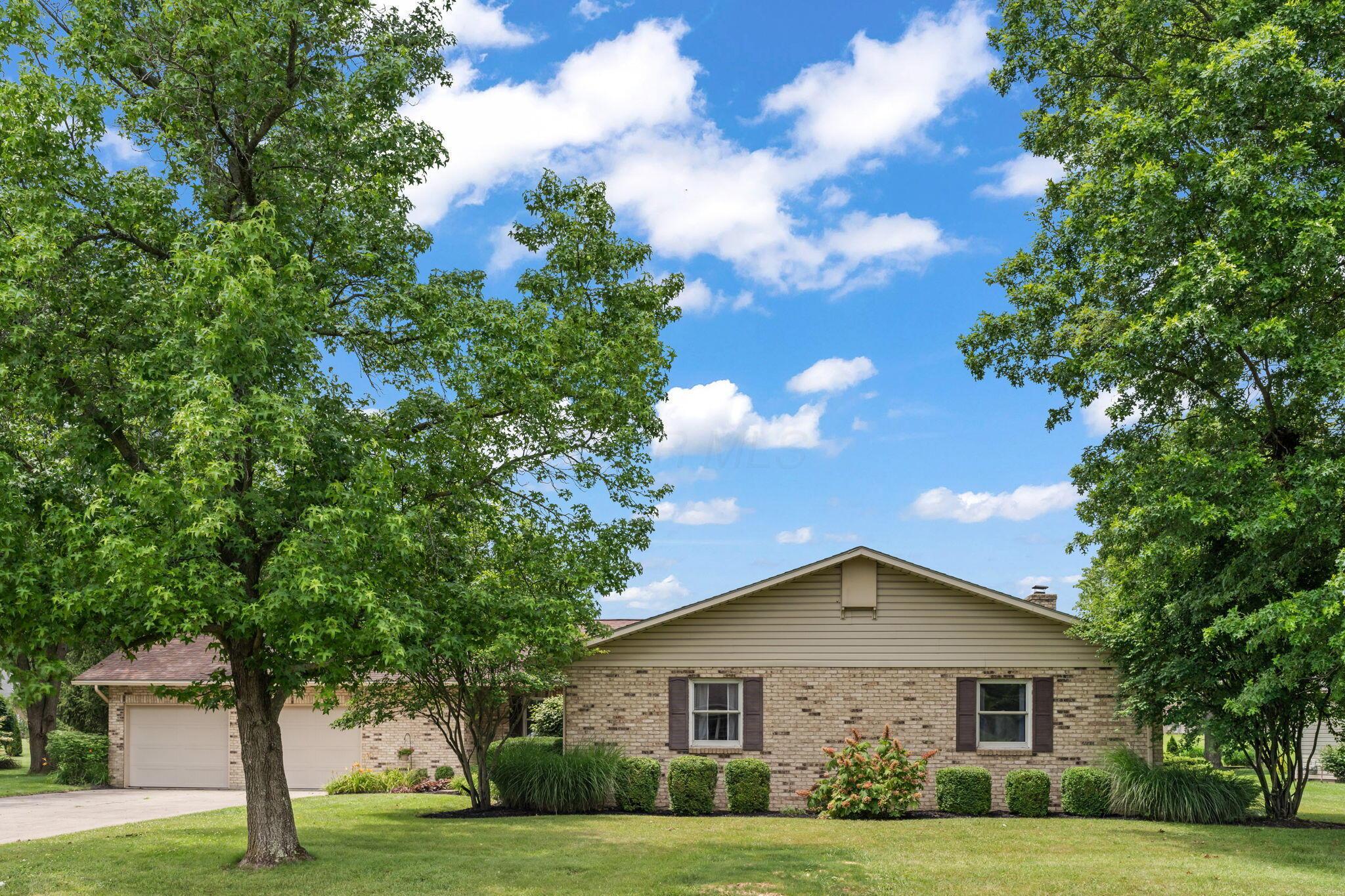1421 Clubwood Manor Property Photo