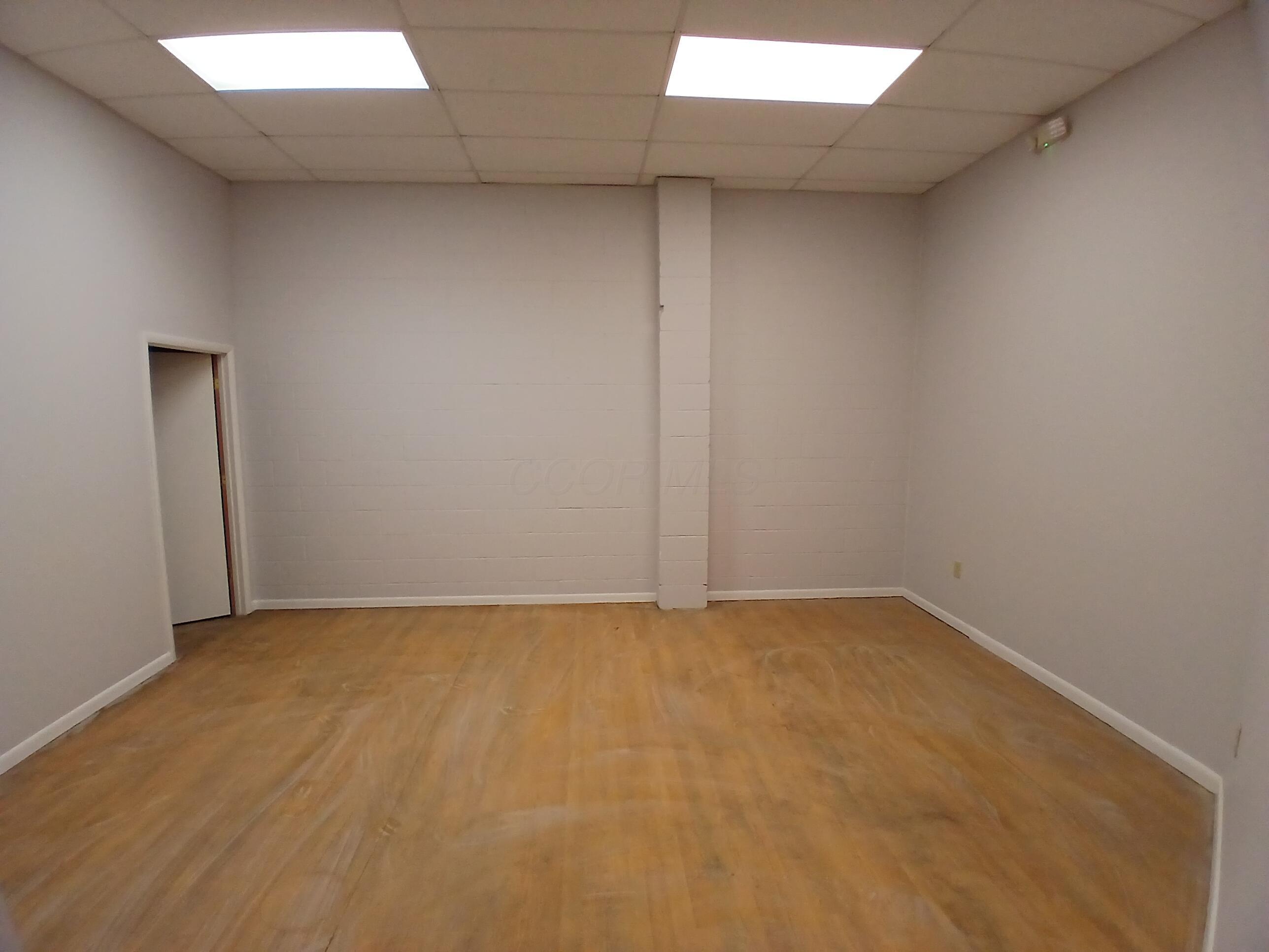 475 E Main Street, A Property Photo 7